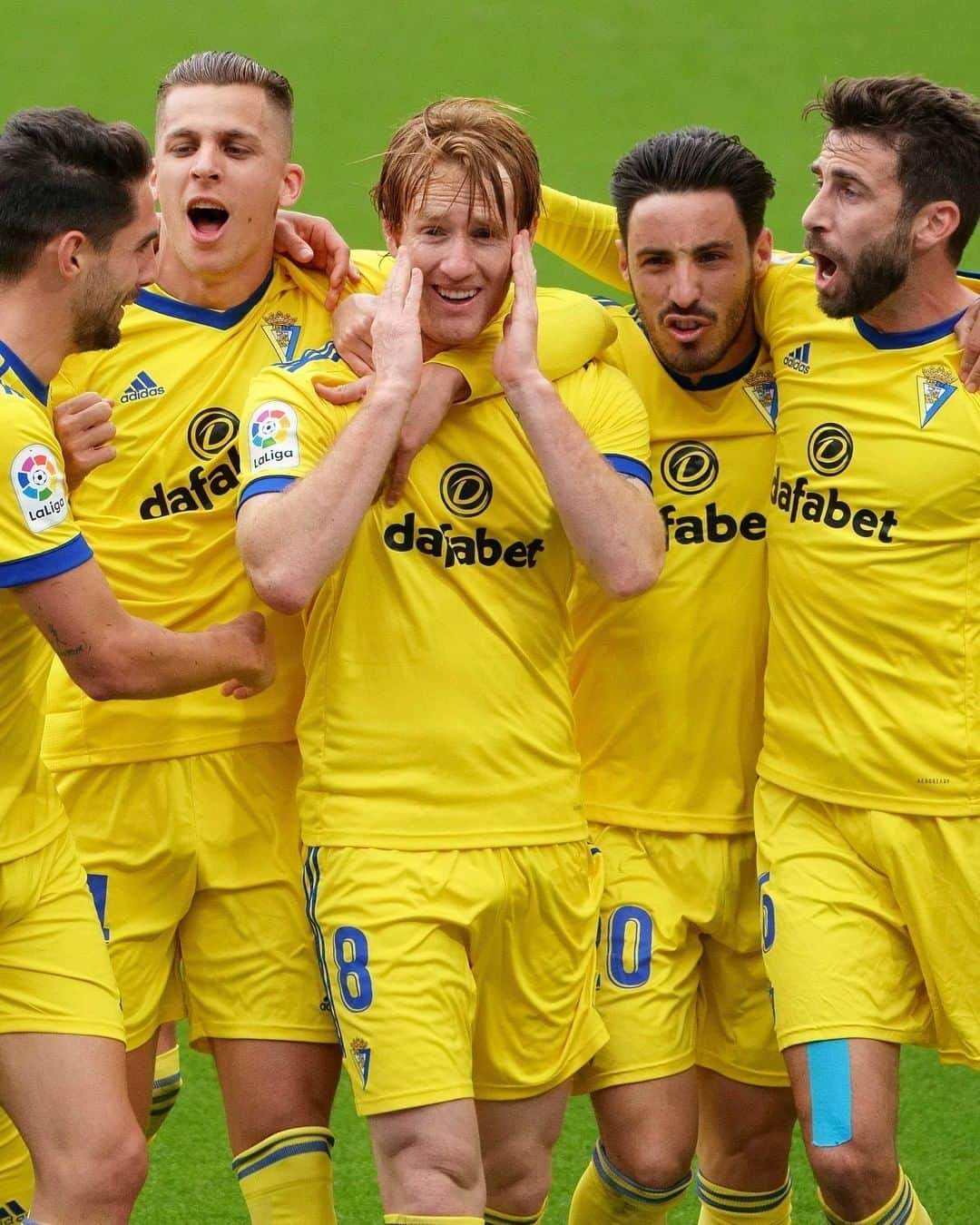 LFPさんのインスタグラム写真 - (LFPInstagram)「CRAZY POINT, @cadizclubdefutbol! 😱  ¡FINAL DE LOCURA, Cádiz CF! 😱  #Cádiz #BarçaCádiz #LaLigaSantander #LaLiga #AlexFernandez」2月22日 0時02分 - laliga