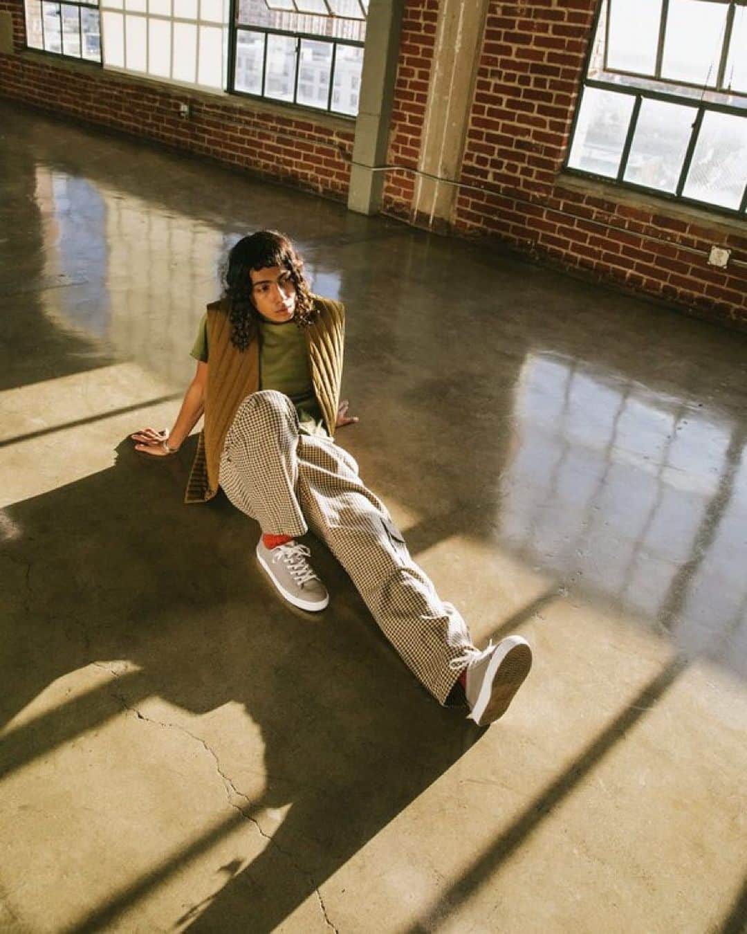 トムズシューズのインスタグラム：「Lowkey casual.   Highkey impact on the causes that move you.」