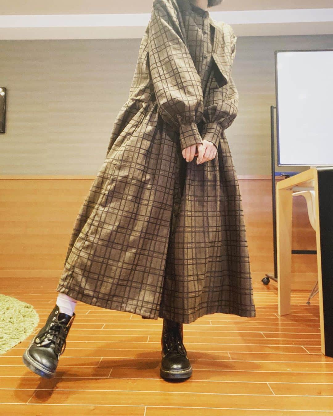 逢田梨香子さんのインスタグラム写真 - (逢田梨香子Instagram)「今日の私服。  #ryojiobata  #drmartens」2月22日 0時00分 - aida_rikako_