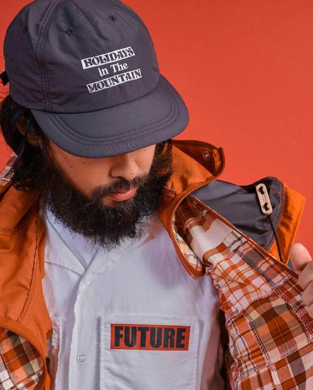 HYPEBEASTさんのインスタグラム写真 - (HYPEBEASTInstagram)「@hypebeaststyle: @mountain_research continues its adventurous revisions of outdoor apparel for its Spring/Summer 2021 offering. Styled atop its forthcoming Reebok Classic Leather collaboration, the lineup of apparel features overshirts and vests packed with pockets, sweaters infused with zippers so as to create customizable layers, and lace-up T-shirts. Dynamic layering opportunities are created through deconstructed plaid flannel shirts, skirt-like aprons, and more. Hit the link in bio to view all the looks.⁠⁠ Photo: Mountain Research」2月22日 0時26分 - hypebeast