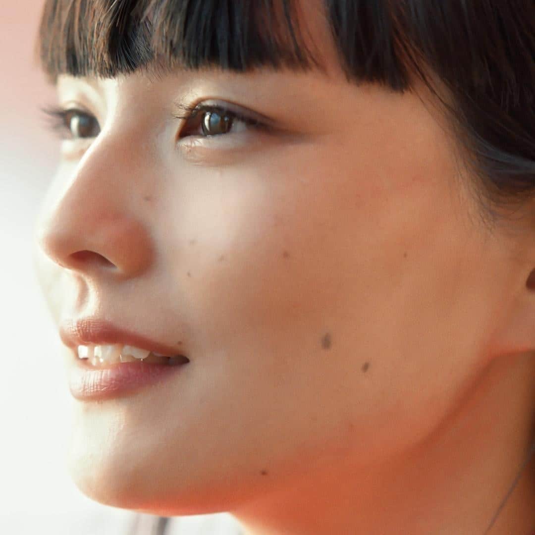 資生堂さんのインスタグラム写真 - (資生堂Instagram)「Radiant skin is what happens when inner and outer beauty align. See @akimoto_kozue for proof.⁣ ⁣ #ALIVEwithBeauty」2月22日 10時00分 - shiseido