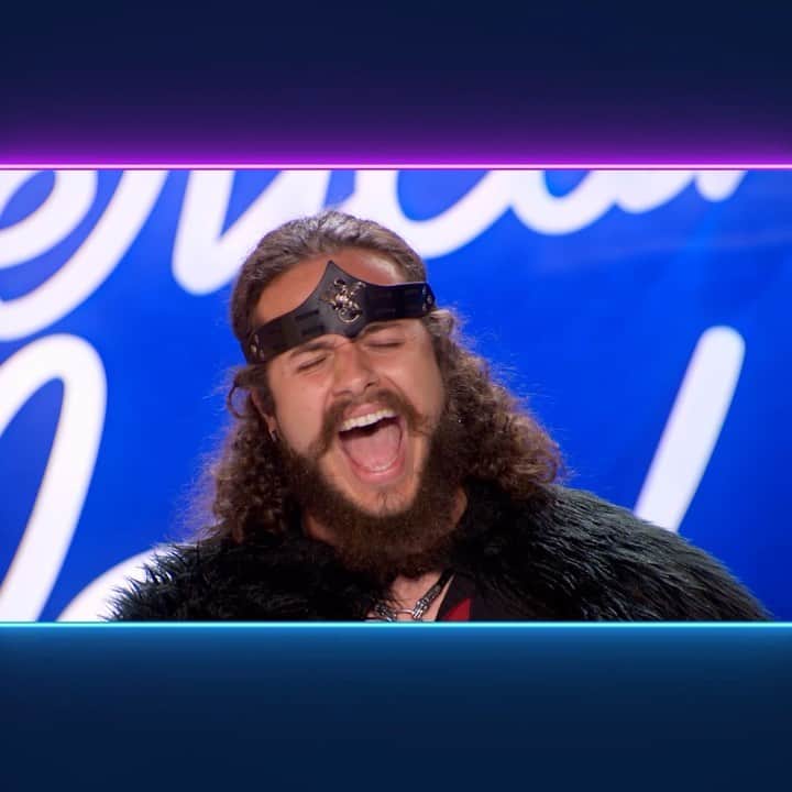American Idolのインスタグラム：「Not to hammer it home, but what a curveball from @thevikingwithavoice! 🔨🍻#SKOL」