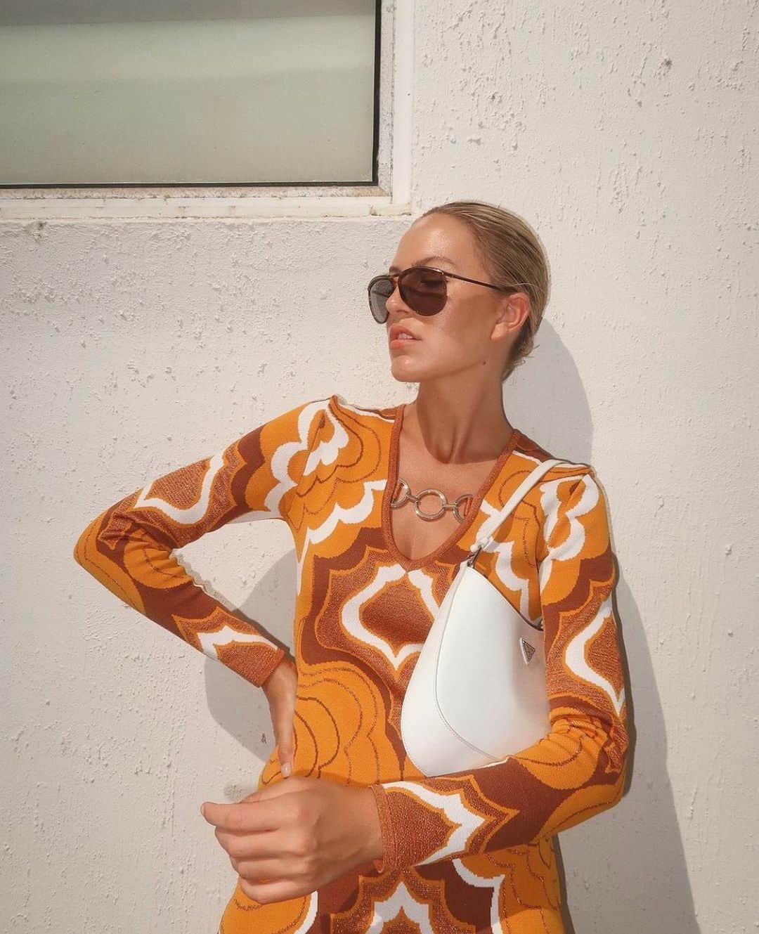 アリスマッコールのインスタグラム：「Make a statement #aliceMcCALL」