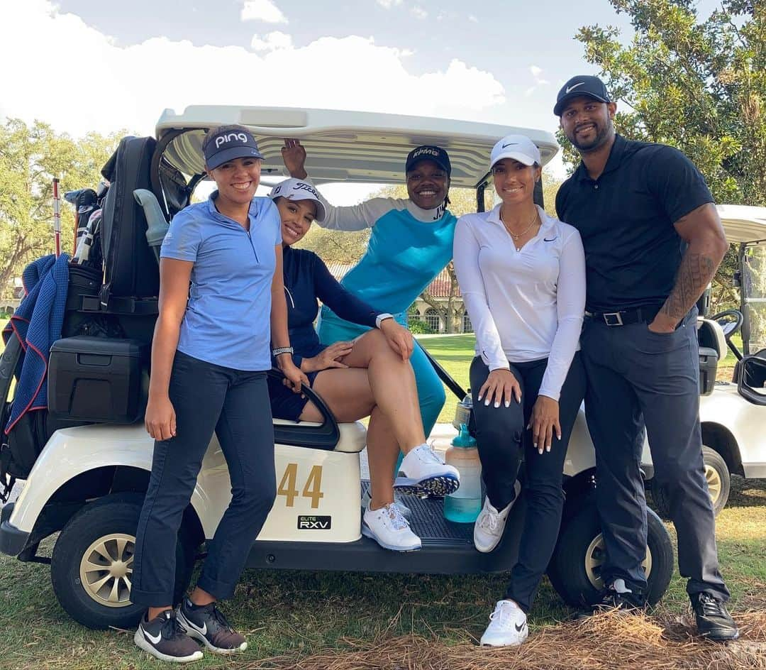 シャイエン・ウッズさんのインスタグラム写真 - (シャイエン・ウッズInstagram)「Sunday golf with the crew ❤️」2月22日 10時35分 - cheyenne_woods