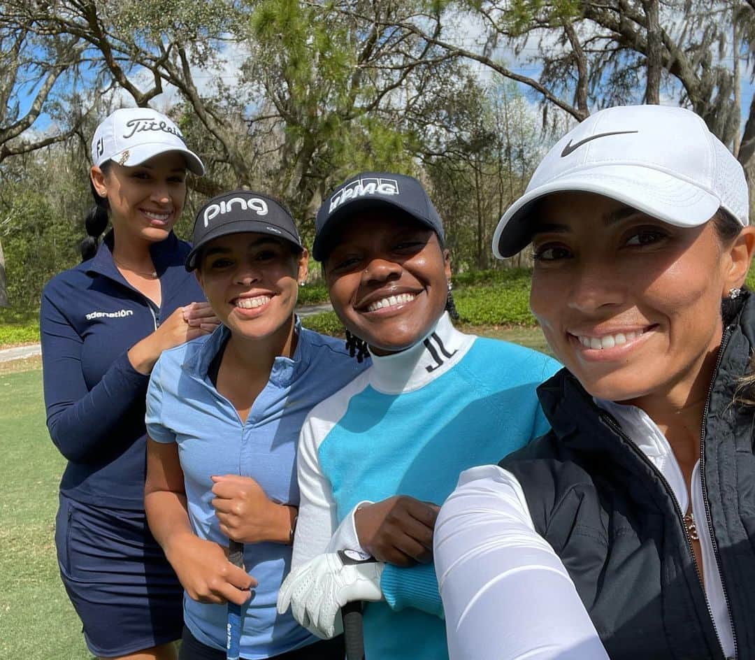 シャイエン・ウッズのインスタグラム：「Sunday golf with the crew ❤️」