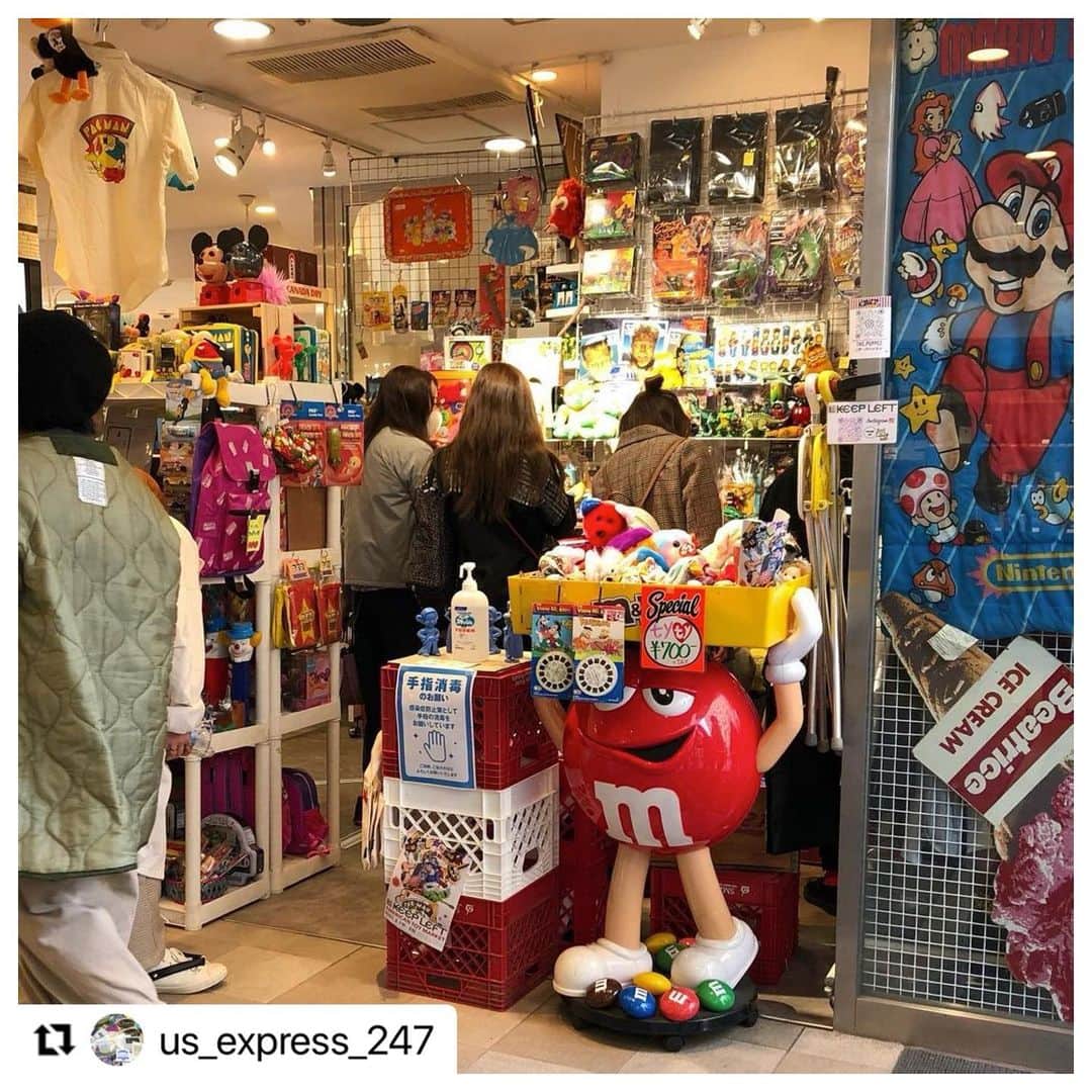 吉祥寺PARCOのインスタグラム：「🤖🗽﻿ ﻿ 期間限定『KEEP LEFT AMERICAN TOY MARKET』﻿ ﻿ ■ 〜2/28（日）﻿ ■吉祥寺パルコ1F 正面入口 特設会場﻿ ﻿ ﻿ #Repost @us_express_247 with @make_repost﻿ ・・・﻿ .﻿ 【KEEP LEFT presents"AMERICAN TOY MARKET" in 吉祥寺PARCO】﻿ 2日目もアメトイ200%でやってるよ☺︎♪﻿ ﻿ 〈参加店舗〉﻿ ・KEEP LEFT(@keepleftjp )﻿ ・T3-TOYS(@t3_toys )﻿ ・THE PUPPEZ(@the_puppez )﻿ ・US EXPRESS 24/7(@us_express_247 )﻿ ﻿ ＊主催者からのお願い＊﻿ 当イベントへお越しの際は、﻿ ・口と鼻を覆ったマスク着用﻿ ・入店前、退店後の手のアルコール消毒﻿ ・大声や長時間の店内での会話﻿ ・商品をご覧になる際に密集を避ける﻿ などの感染症対策へのご協力をお願いします。﻿ ﻿ みんなでキチンと予防して、楽しいひと時を過ごしましょう！﻿ WE LOVE AMERICAN TOYS☺︎﻿ .﻿ 【INFO】﻿ 『KEEP LEFT "AMERICAN TOY MARKET" featuring T3-TOYS＋THE PUPPEZ＋US EXPRESS 24/7』.﻿ ・2/19(FRI)〜2/28(SUN).﻿ ・10:00〜20:00.﻿ ・吉祥寺PARCO(@parco_kichijoji_official )1F特設会場﻿ .﻿ #keepleft #t3toys #thepuppez #usexpress #americantoy #vintage #80s #90s #popupstore #popupshop #アメトイ #ビンテージ #madeinusa #吉祥寺 #parco #吉祥寺パルコ #吉祥寺parco #supermario #transformers #turtles #qbert #pacman #atari #snoopy #disney #nintendo #gameboy #applecomputer #gumby」