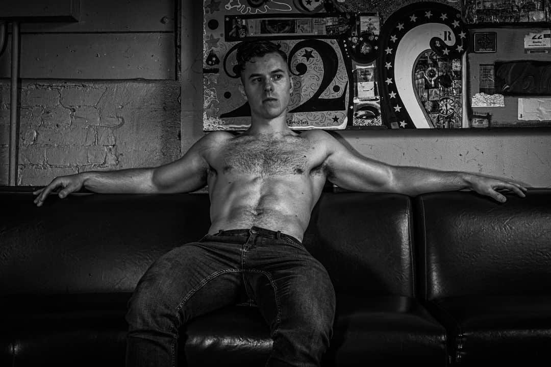 Nolan Gouldのインスタグラム：「I owe a huge thanks to my friend @mjkahn425 for constantly pushing me and starting me off on this journey to begin with. Six months ago I started working out with Mike with one simple goal in mind; if Nolan from another dimension, me from the future, or a government created clone of myself ever tried to take me out and live as the de facto Nolan of this universe, I could best them in one on one combat. This is a stupid goal. It’s an ever-moving target. For every little bit I get stronger, it’s safe to assume their power is also increasing. Plus if they’re extra-dimensional or coming from the future, it’s not outside the realm of possibility that they have four arms or some other enhancements I can’t compete with. So basically, working out is pointless unless it makes you physically healthier and most importantly, emotionally happier. And make sure your friends know how to identify the real you for when the clones come. I lay awake late at night, paralyzed in fear, thinking about the other Nolan. I know he’s training, coming for me. I can picture him now. Leaning up shirtless against a leather couch, smirking. I only hope you’ll be able to spot the differences...」