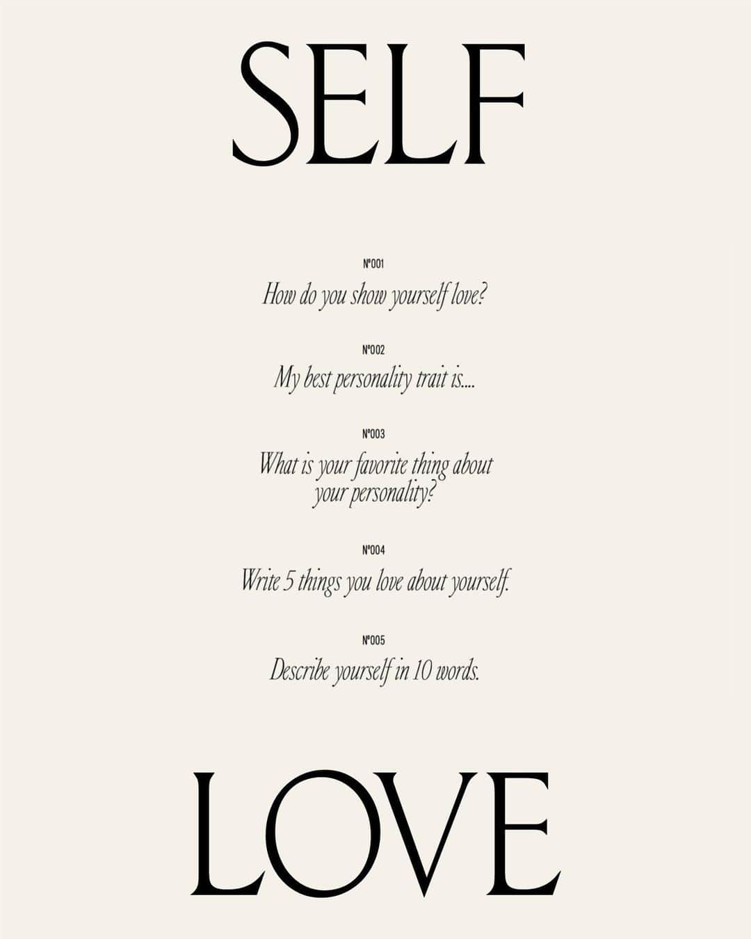 Marianna Hewittさんのインスタグラム写真 - (Marianna HewittInstagram)「every morning I write in my gratitude journal, I write a prompt and then I follow with a list of things I’m grateful for. If you wanted some journal prompt ideas on self-love, here are a few thought starters - save this post or share with a friend 🤍」2月22日 3時54分 - marianna_hewitt