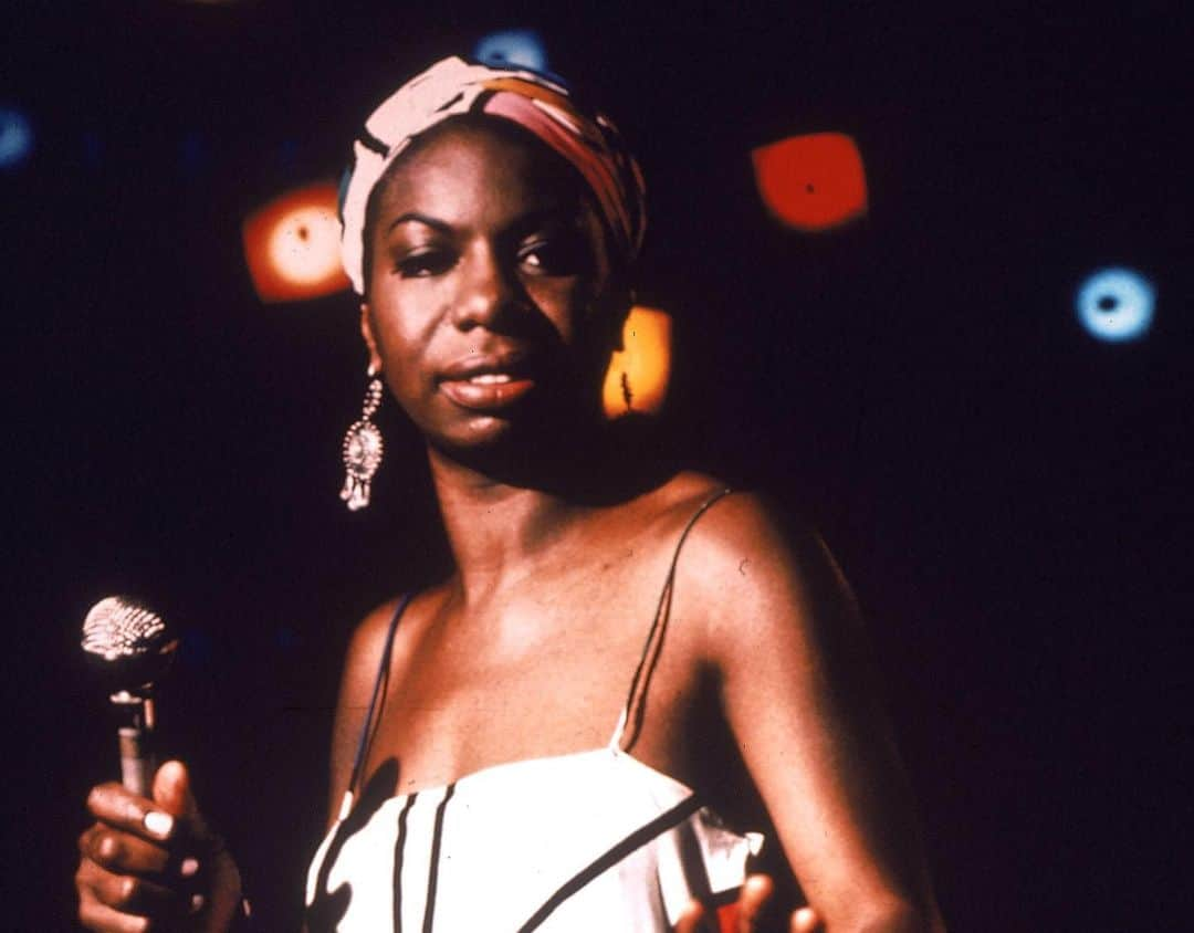 コモンさんのインスタグラム写真 - (コモンInstagram)「"To be young, gifted and Black!" Nina Simone. Happy Birthday to the legendary and iconic Nina Simone. RIP.」2月22日 4時32分 - common