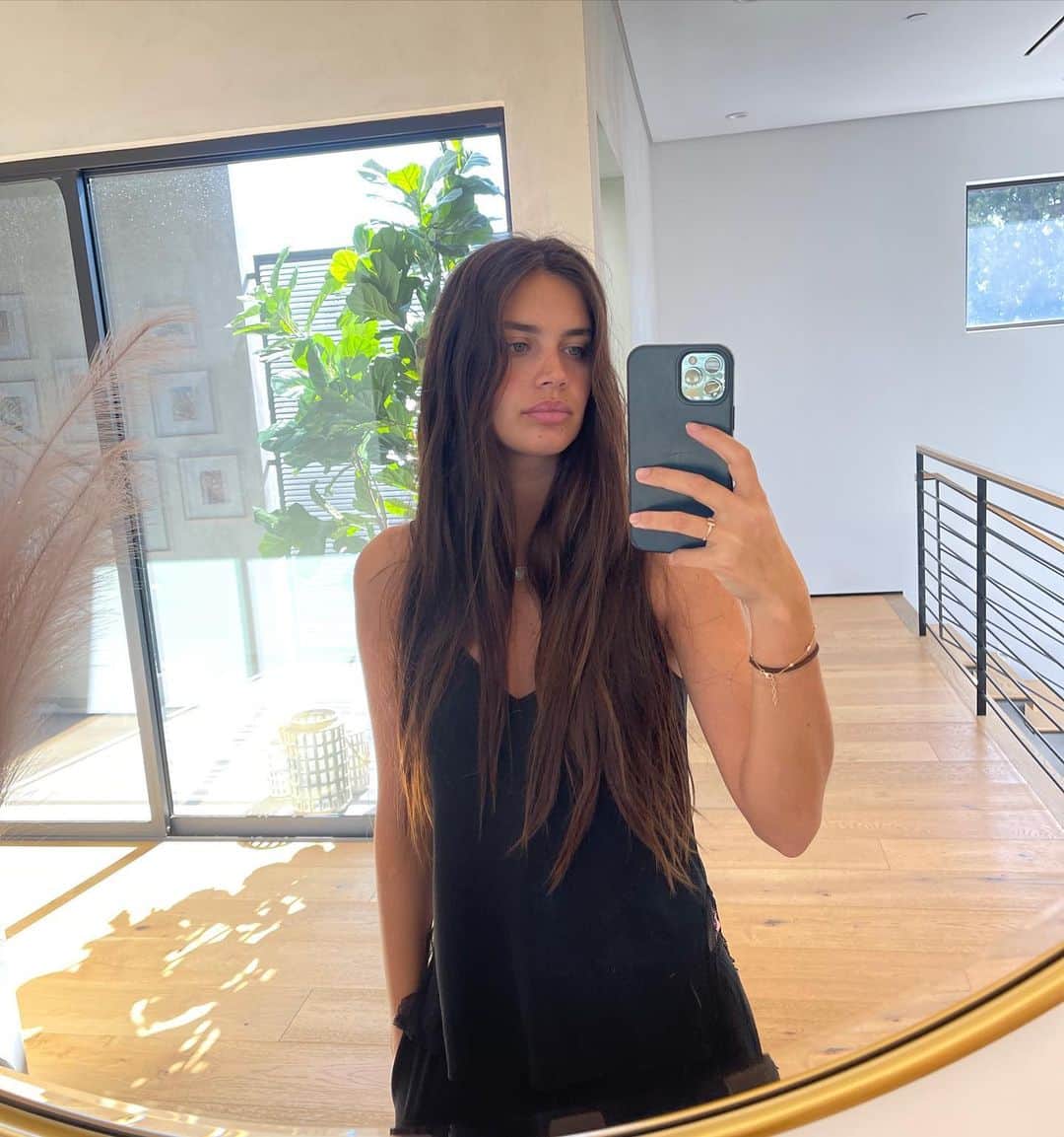 のインスタグラム：「Morning!」