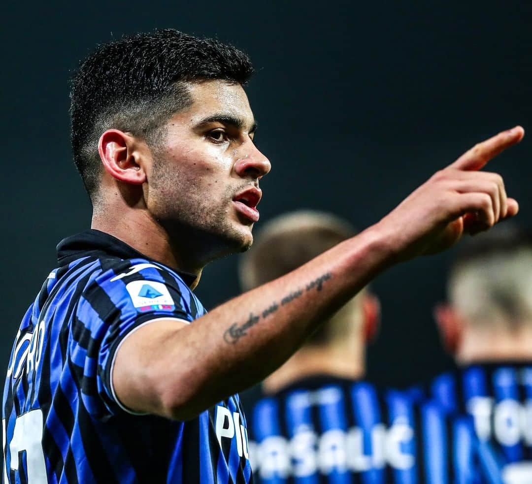 アタランタBCのインスタグラム：「🔥 𝐂 𝐔 𝐓 𝐈 🔥 ⠀ @cutiromero2 #AtalantaNapoli #GoAtalantaGo ⚫️🔵 #Atalanta #BergAMO #ForzaAtalanta #SerieATIM」