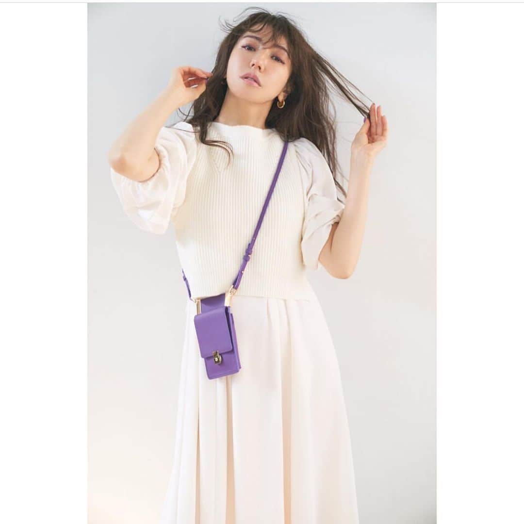 美香さんのインスタグラム写真 - (美香Instagram)「春。好きな服で毎日を心地よく。  @celford_official 配信中です🌿  #celford」2月22日 11時39分 - mikaofficial99