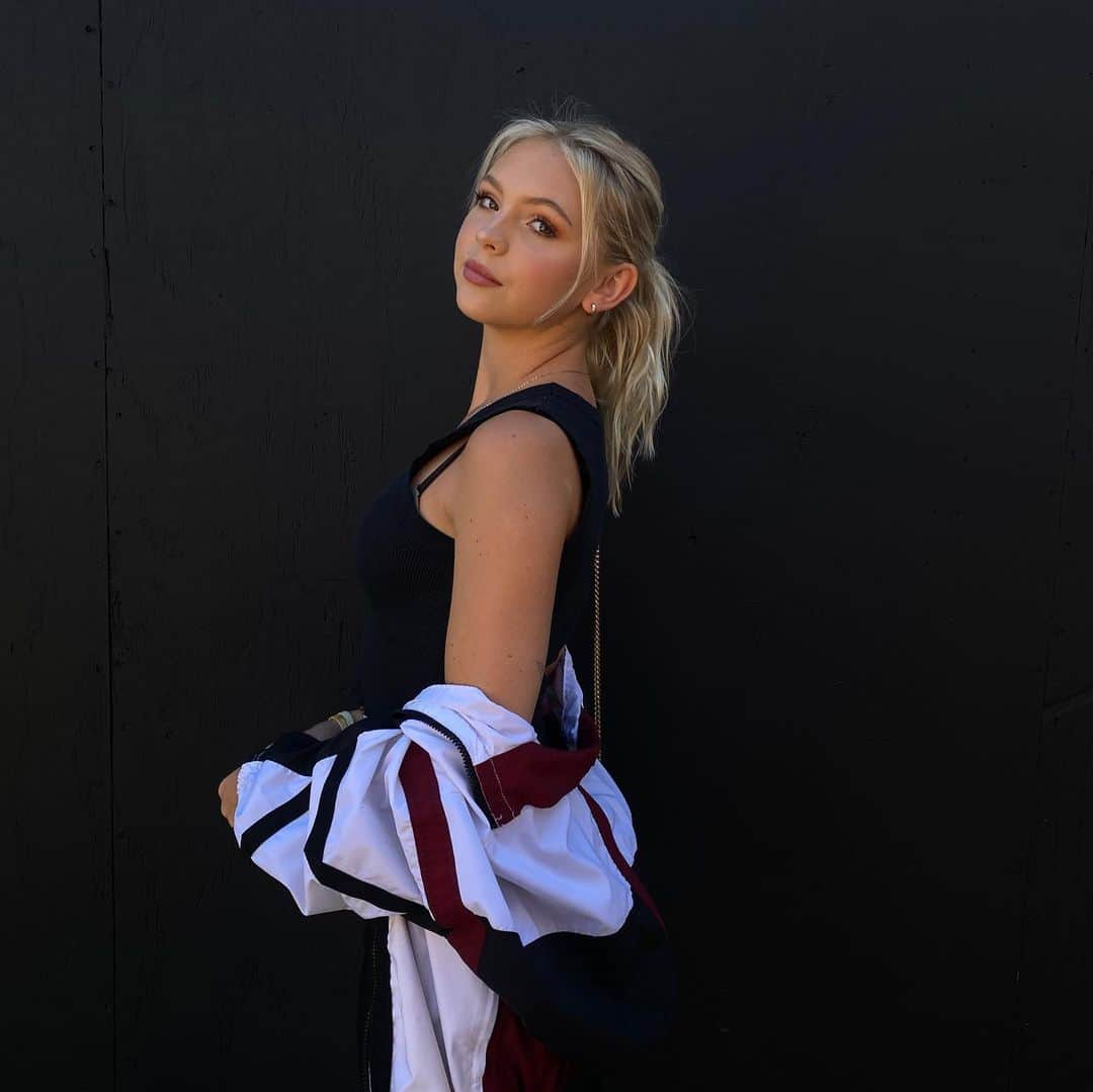 ジョーディン・ジョーンズさんのインスタグラム写真 - (ジョーディン・ジョーンズInstagram)「feelin good like i should」2月22日 6時17分 - jordynjones