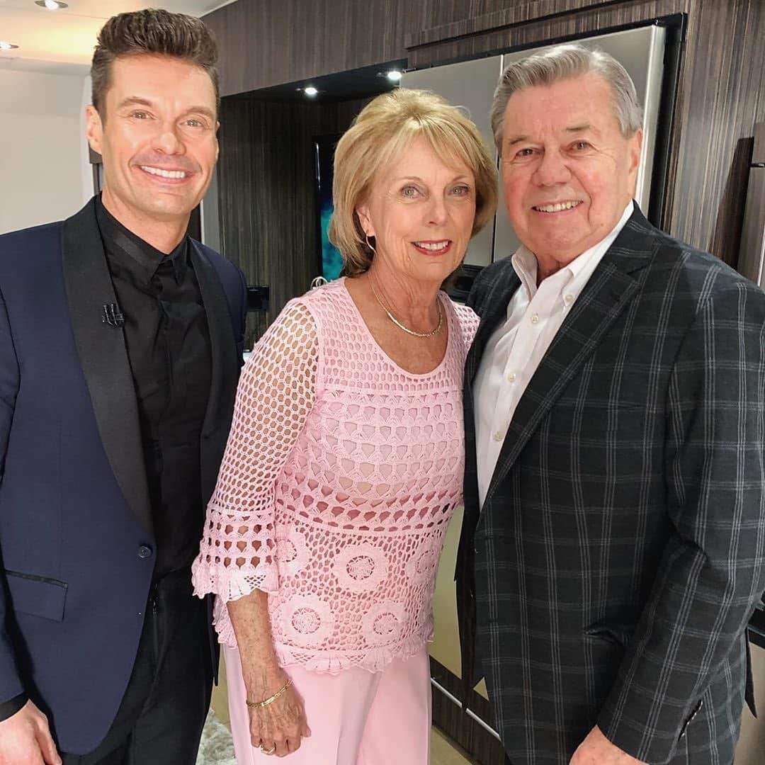 ライアン・シークレストのインスタグラム：「Married for 51 years, @americanidol season pass holders for 19! My parents are the most committed people I know.」
