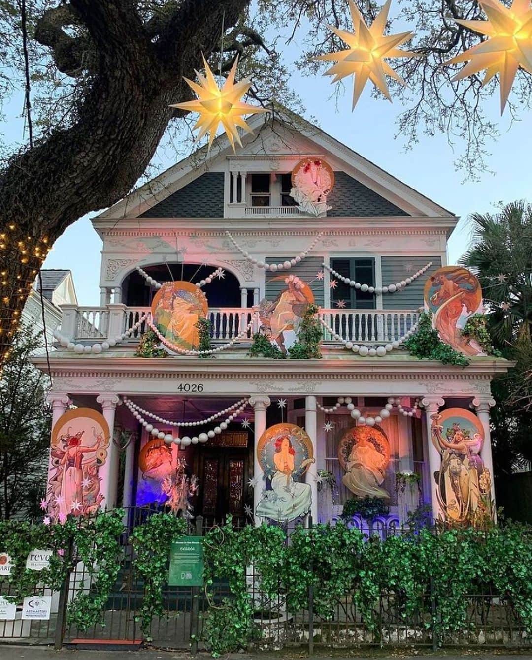 FRENCH GIRLのインスタグラム：「Still thinking about the dreamy Mardi Gras House Floats that the krewes put together for #YardiGras this week. This house, called COSMOS and put together by @kreweofmuses, is one of our absolute favorites (captured by @nolamaven in the first photo, and @nola_val in the second). ✨  From the Krewe of Muses:  “Cosmos is a Greek word for the order of the universe. It is, in a way, the opposite of Chaos and implies the deep interconnectedness of all things.  In Greek mythology, Muses were the deities that gave artists, philosophers and individuals the necessary inspiration for creation. The Muses represent what is best in humanity.  In a time when the world seems to suffer from chaos and tragedies, we look to the Cosmos via our own inspiration from the nine Muses. Our vision conveys the intricate and subtle way that the universe is put together and how we are all connected.  Please visit the COSMOS and use the QR code to listen to artist —and Muse—Susan Gisleson’s insights and inspiration for our house.  Happy Are They Whom the Muses Love —Hesiod” 🌙🪐💫」