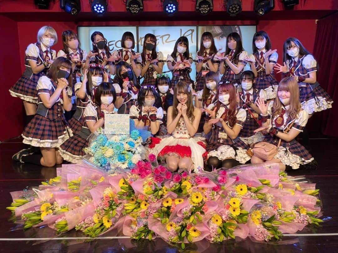 堀内華央理のインスタグラム：「2020年12月19日  4月から8ヶ月遅れのBDでした☺️❤️  写真載せとくうう そろそろ4月来ちゃう😂  #kaorihoriuchi #堀内華央理 #bakusutesotokandaicchome #バクステ外神田一丁目 #idol #japaneseidol #tokyo #japan #streamer #twitchstreamer #game #아이돌 #게임 #트위치 #實況主 #偶像」