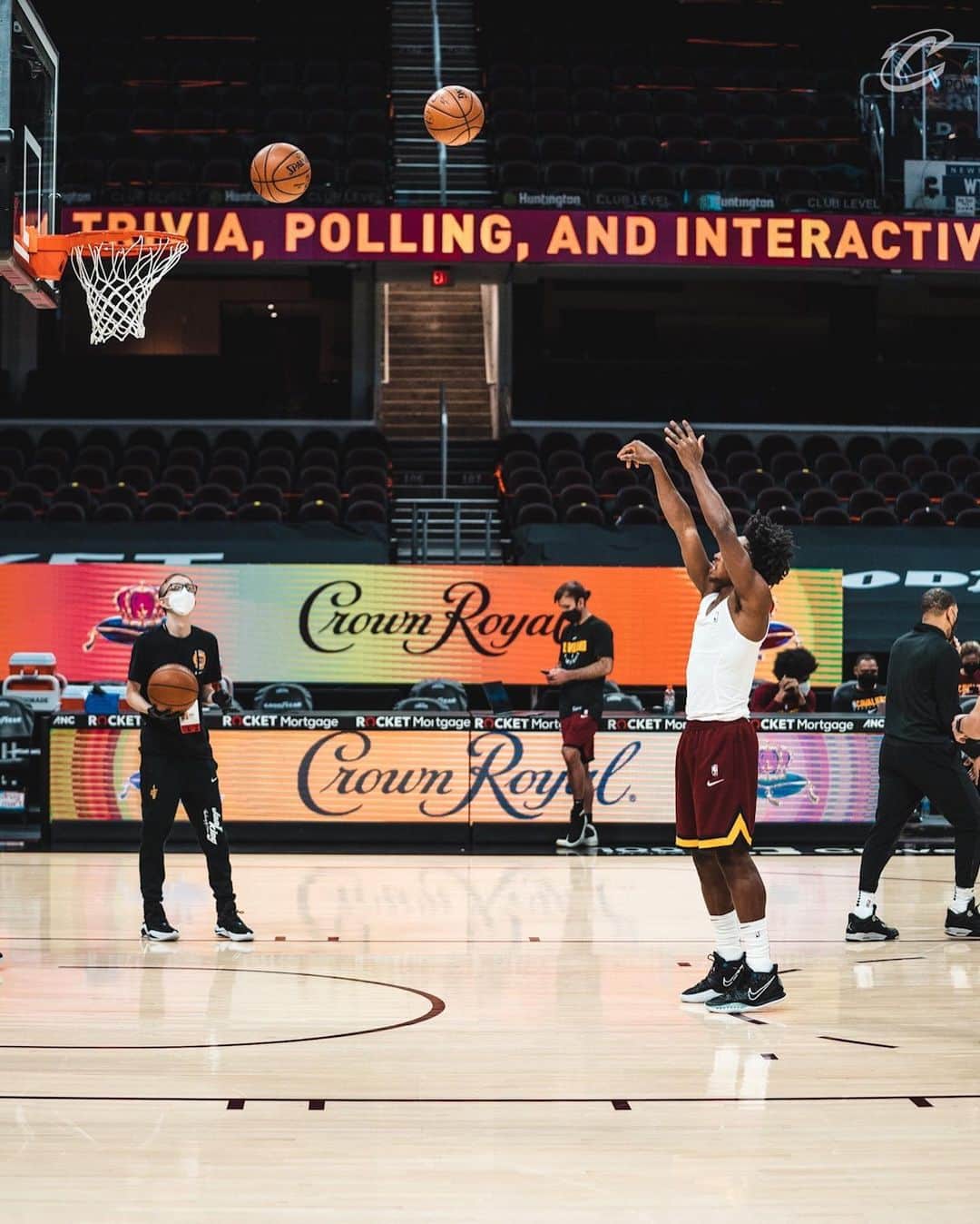 キャブスのインスタグラム：「Bull enters tonight’s contest with 20+ points in four straight games and 18 of his last 25.   😤📈 #BeTheFight」