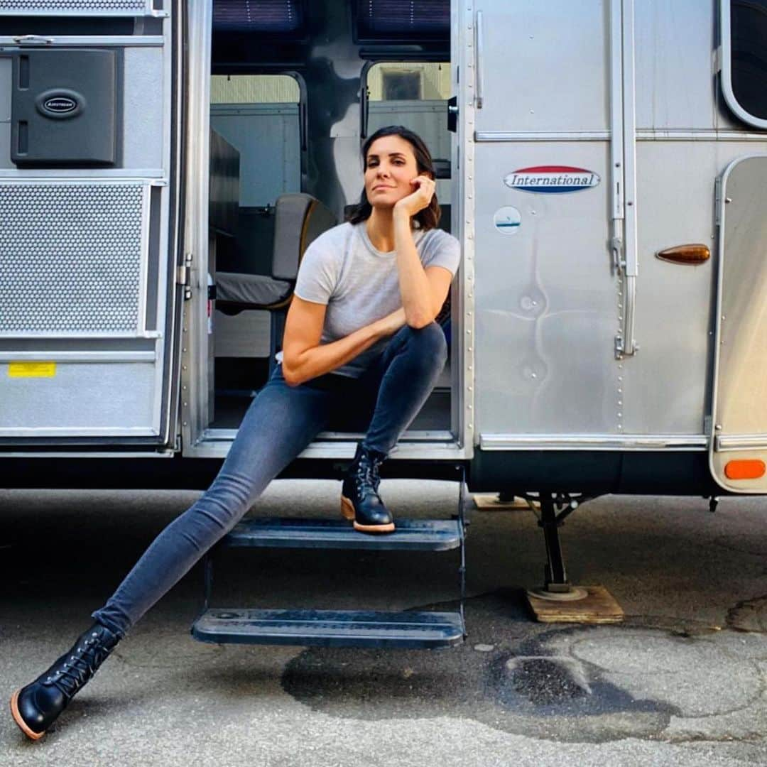 CBSさんのインスタグラム写真 - (CBSInstagram)「@danielaruah appreciation post. ❤️ She makes her @ncisla directorial debut tonight!」2月22日 8時27分 - cbstv