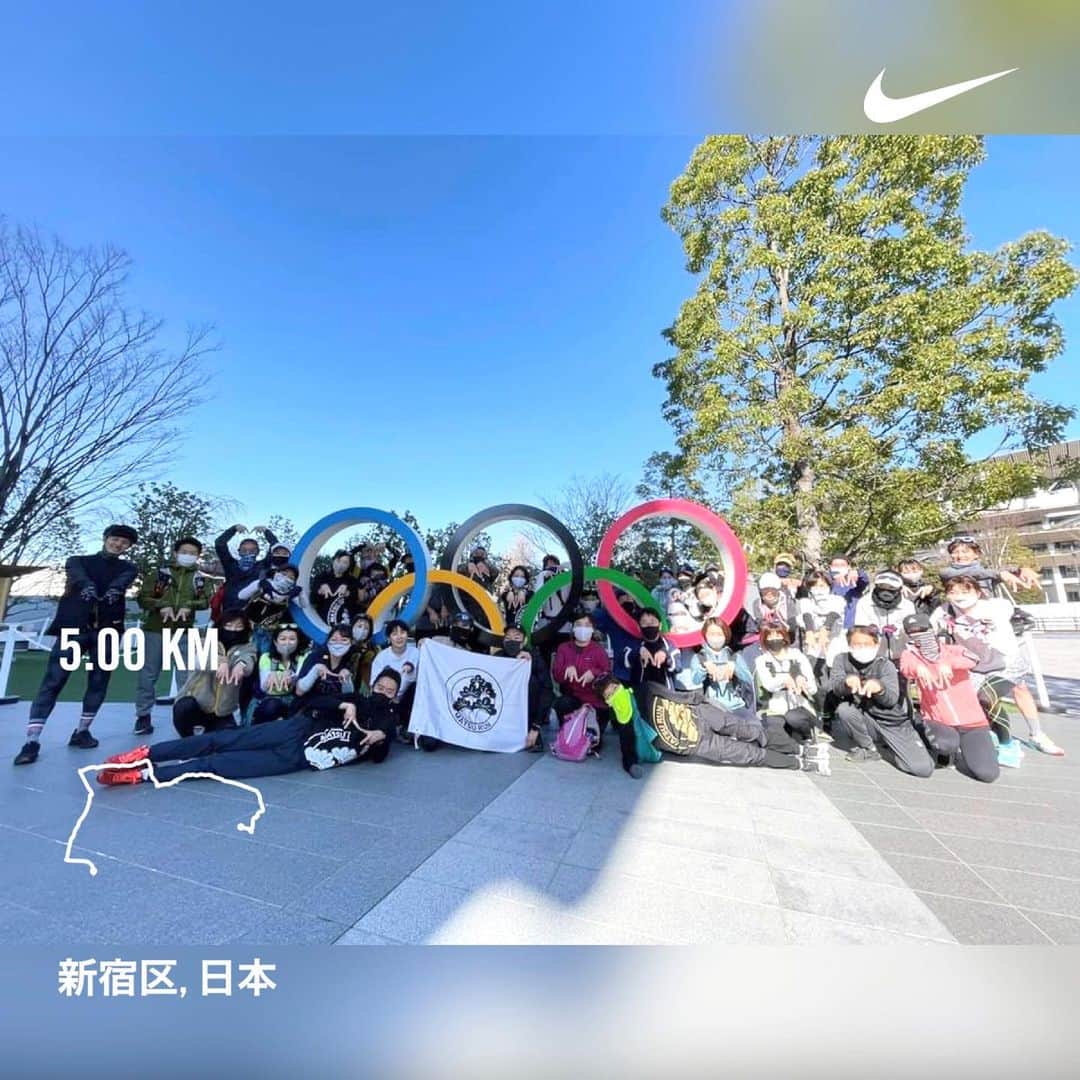run+さんのインスタグラム写真 - (run+Instagram)「#松ラン 🔰 こんな賑やかなのは一年ぶり以上！！ 走る前にはストレッチと、街ラン後は走るベースとなる筋トレも。 沢山のランナーさんに会えてとーっても楽しい時間😍  Pic2 走行時は6-7人くらいの少人数。 私達のグループはなべちゃんリーダー🏃🏻‍♀️ 明るい方で一層賑やかな #街ラン  森川千明さんの #C_ShineRun ランでペーサーをしたときの方がいて 覚えててくれてすごく嬉しかった😍✨ こうして一つの縁が拡がって行くことが何より嬉しい😍😍😍 @run_de_mark きっかけに感謝です♡  ランの後は大好きな"漢方レストラン"10ZEN 私はすっぽんスープ🐢 青山店がOPENしてっ品川よりもぐっと行きやすくなった！ この日の王様のブランチに出てた様で混む前に行けて良かった♪  @hitomi.103.run お誘い頂きありがとうございました！  @akko_ya_ やっと行けましたね♪ @nishino_3216 @rie_05251 ご一緒出来て嬉しい時間でした！ ランも食事も楽しかったです😆  #走れるって幸せ #走れるって当たり前じゃない #ゆるラン #街ラン #街RUN  #ラン #ランニング #RUN #RUNNING  #ハシリマシタグラム #ハシリマスタグラム #igランナーズ #IGランナー #走るを楽しむ #写ラン  #ランニング好きな人と繋がりたい #ランナーさんと繋がりたい #igランナーズと繋がりたい  #RunForSmile #Runday #RunLovesLife #runstagram #走る楽しさ広げ隊 @runplus #aday」2月22日 8時33分 - runplus