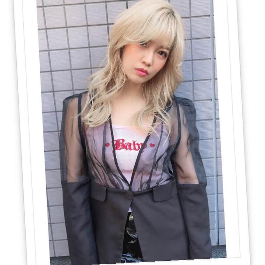 あさちるのインスタグラム：「hotpepperbeauty_hair に載ってるみたい みてね🍋」