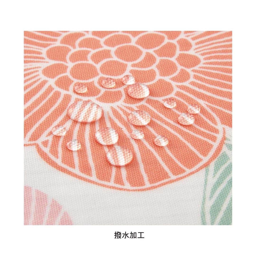 mini_labo_jp(ミニラボ) さんのインスタグラム写真 - (mini_labo_jp(ミニラボ) Instagram)「. いつものテーブルがビストロ風に  フレンチシックなデザインが食卓まわりを素敵に一新！ しっかり厚みのある綿素材に、嬉しい撥水加工  拭けるテーブルクロス ¥4,000～¥6,000 (税込)  #minilabo#ミニラボ #ベルメゾン#BELLEMAISON」2月22日 20時52分 - mini_labo_jp