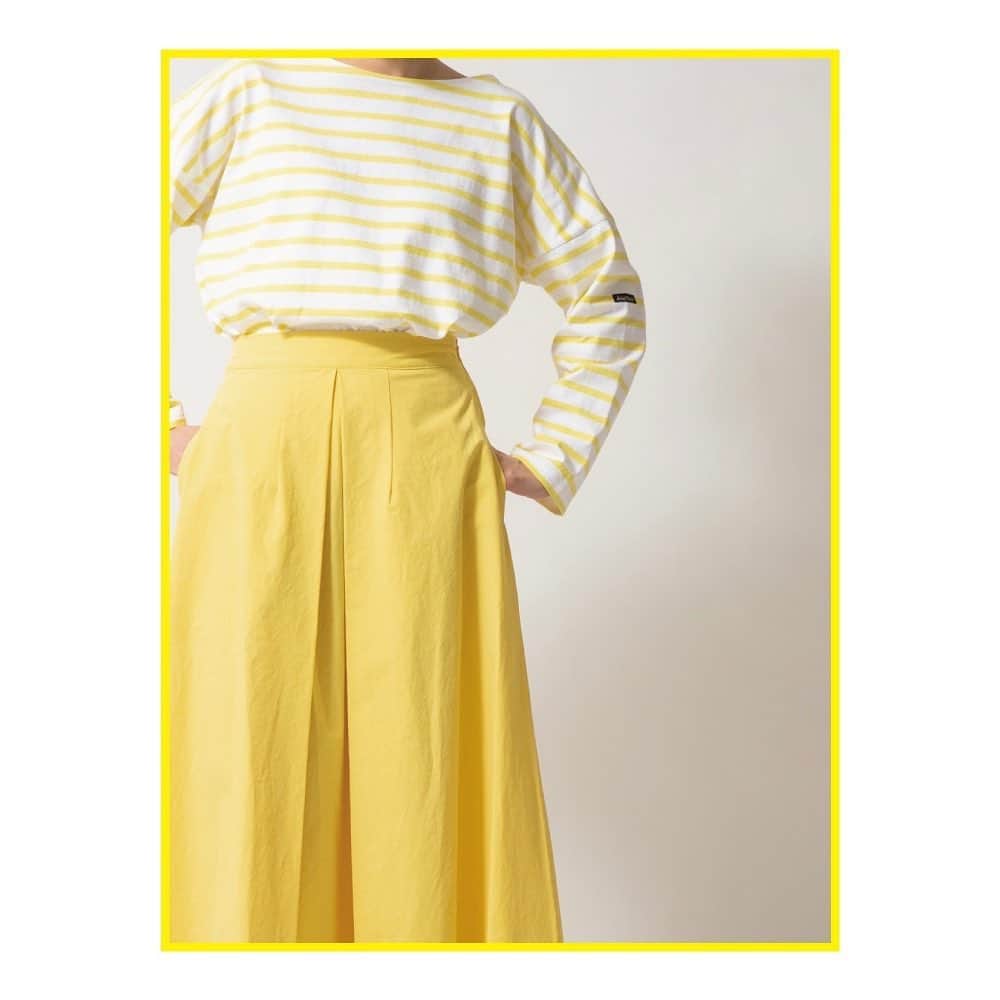NOLLEY'S ノーリーズさんのインスタグラム写真 - (NOLLEY'S ノーリーズInstagram)「﻿ ﻿ 〈春のはじまりを告げる、カラーアイテム〉﻿ ﻿ "yellow"﻿ ﻿ 春のトレンドカラー"yellow"﻿ 気分も上がるハッピーなyellowで春コーデを華やかに！﻿ ﻿ ﻿ ✔︎ 1-0255-1-03-004﻿ 〈Le minor〉PETIT COPAIN﻿ カラー:イエロー（別注）/ラベンダー﻿ サイズ:F﻿ ¥12,100税込﻿ ﻿ ✔︎ 前タックロングスカート﻿ 1-0203-1-06-001﻿ カラー:ベビーピンク/ パープル/ イエロー（web限定カラー）﻿ サイズ:36/38﻿ ¥15,180 税込﻿ ﻿ ﻿ ーーーーーーーーーー﻿ ﻿ 店頭ではセール対象外の商品も特別に10%OFFとなります！﻿ 詳しくはスタッフまでお問い合わせください。﻿ ﻿ ※店頭では新型コロナウイルス感染拡大防止に向けた取り組みを行っております。﻿ ご協力をお願い致します。﻿ ﻿ ﻿ ﻿ ﻿ ☑︎ノーリーズ公式オンラインサイトNOLLEY'S MALL送料無料キャンペーンを開催しております！﻿ また、スペシャルクーポンイベントも行っております。詳しくはNOLLEY'S MALLをご覧下さい。﻿  ﻿ ﻿ ﻿ ﻿ 【ノーリーズ公式LINEアカウントはじめました!!】﻿ ﻿ 最新のイベント情報やお得な情報などを﻿ お届けしていきます♪﻿ ﻿ ﻿ この機会に、ぜひ友だち登録してくださいね。﻿ ﻿ @nolleys_official﻿ ﻿ で、ぜひID検索お願い致します！﻿ ﻿ ﻿ #nolleys#nolleyssophi#ノーリーズ#ノーリーズソフィー#着回し#2021SS#春小物#spring#おうちコーデ#コーディネート#カジュアルコーデ#今日の服#大人女子#レイヤードスタイル#コーディネート#今日のファッション#yellow#イエロー#カラースカート#ルミノア#leminor#ボーダートップス」2月22日 20時51分 - nolleys_official