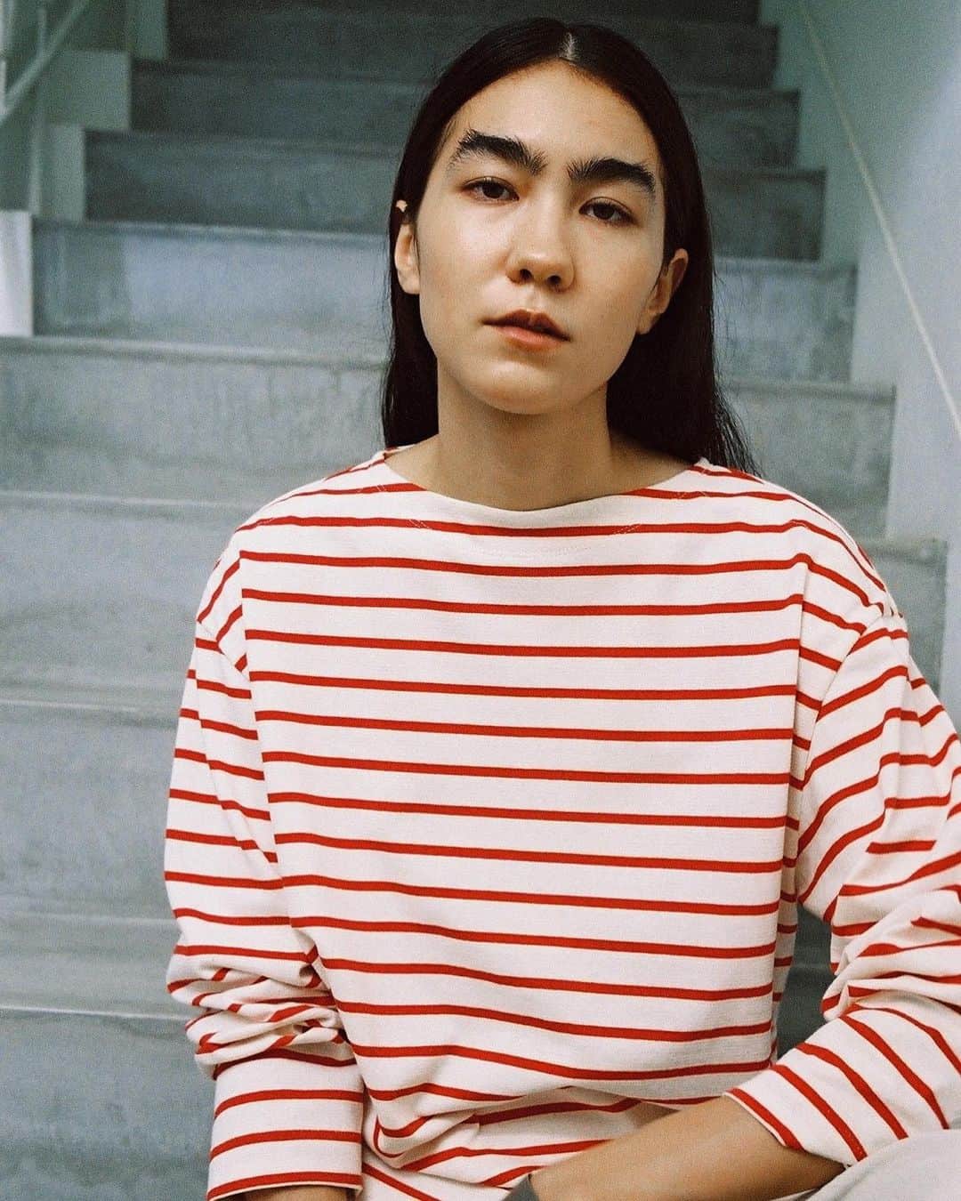 BLOOM&BRANCHのインスタグラム：「﻿ Information ﻿ FRANCE APRON / Cotton Linen Voil﻿ Washi Cotton Border Basque Shirt﻿ (mens&womens)﻿ 21.2.27- Release﻿ -﻿ 2月27日(土)より全店及びWEB SHOPにてPhlannèlの21SSコレクションアイテムを展開いたします。今回で6回目のコラボレーションとなるUTOからはフランスエプロンとダッフルバッグが登場します。その他にも和紙コットンを使用したバスクシャツや柔らかなコットンリネンボイルシリーズなど、爽やかな季節の変わり目を感じさせるラインナップとなっております。﻿ -﻿ WEB SHOPではFRANCE APRONを先行公開しております。カラーや寸法など詳細をご覧いただけるようになっておりますので、是非ご参考にご覧ください。﻿ -﻿ @phlannel @bloomandbranch﻿ #phlannel #bloomandbranch」