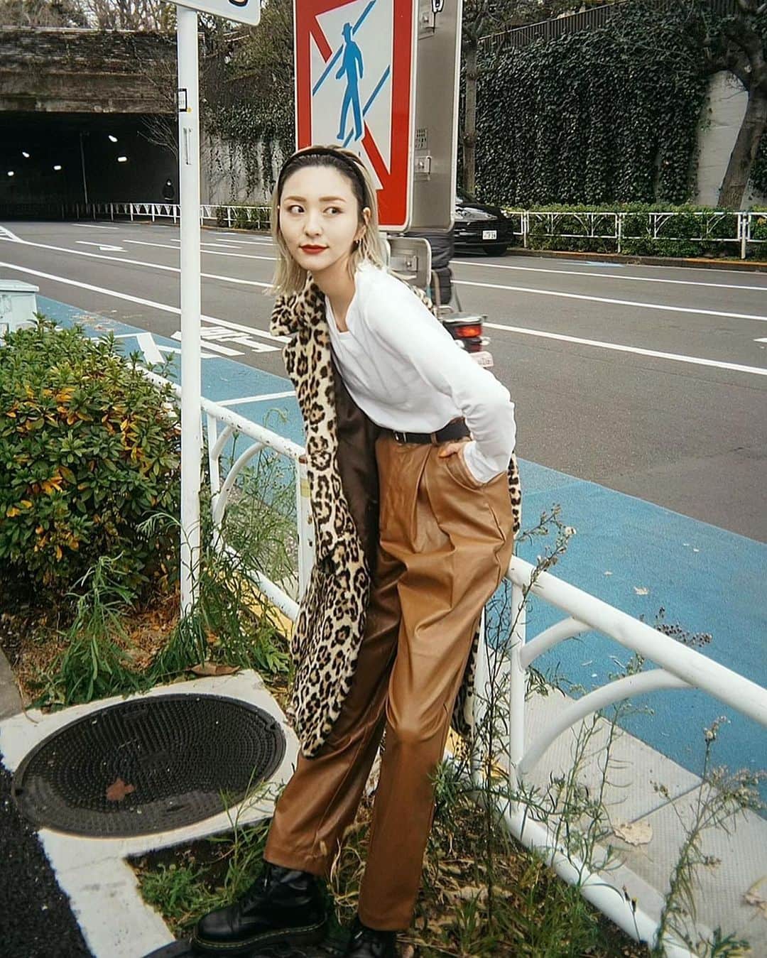 前山奈津巴のインスタグラム：「. . 気付いたら同じ服ばっか着てるけど、これがわたしの勝負服なんかな？☺️ . #ロンT以外私服です #natsuha_code #ootd #code」