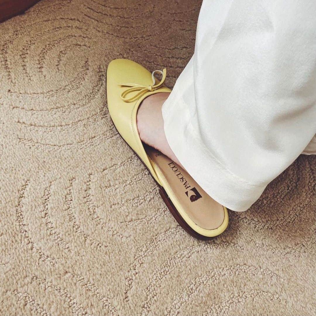 のインスタグラム：「🍋🍏🍐 "PASCUCCI" ribon flat shoes 2.25 19:00 〜 Restock! #pascucci #editforlulu」