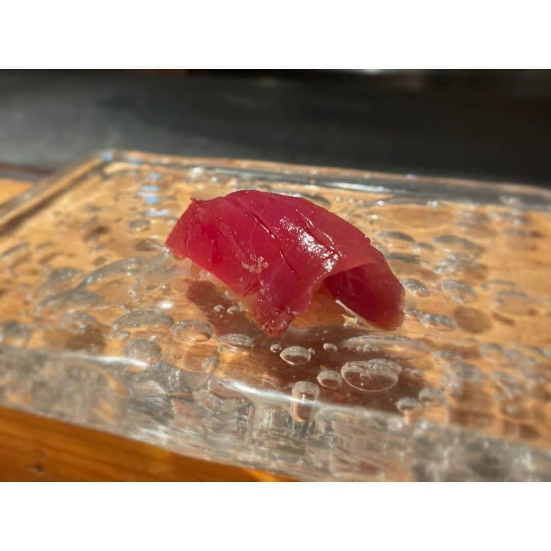 azumiのインスタグラム：「昨日の日曜日〜 久々の〜美味しい外食が〜 幸せすぎた〜 食べすぎた〜  #色々気をつけながらの外食よ」