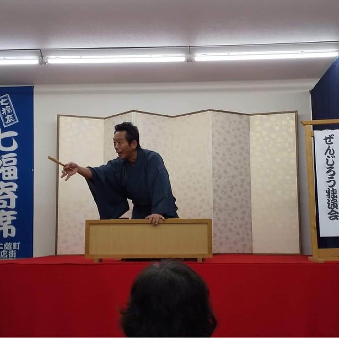 ぜんじろうさんのインスタグラム写真 - (ぜんじろうInstagram)「Japanese style sit down comedy」2月22日 20時20分 - zenjiro