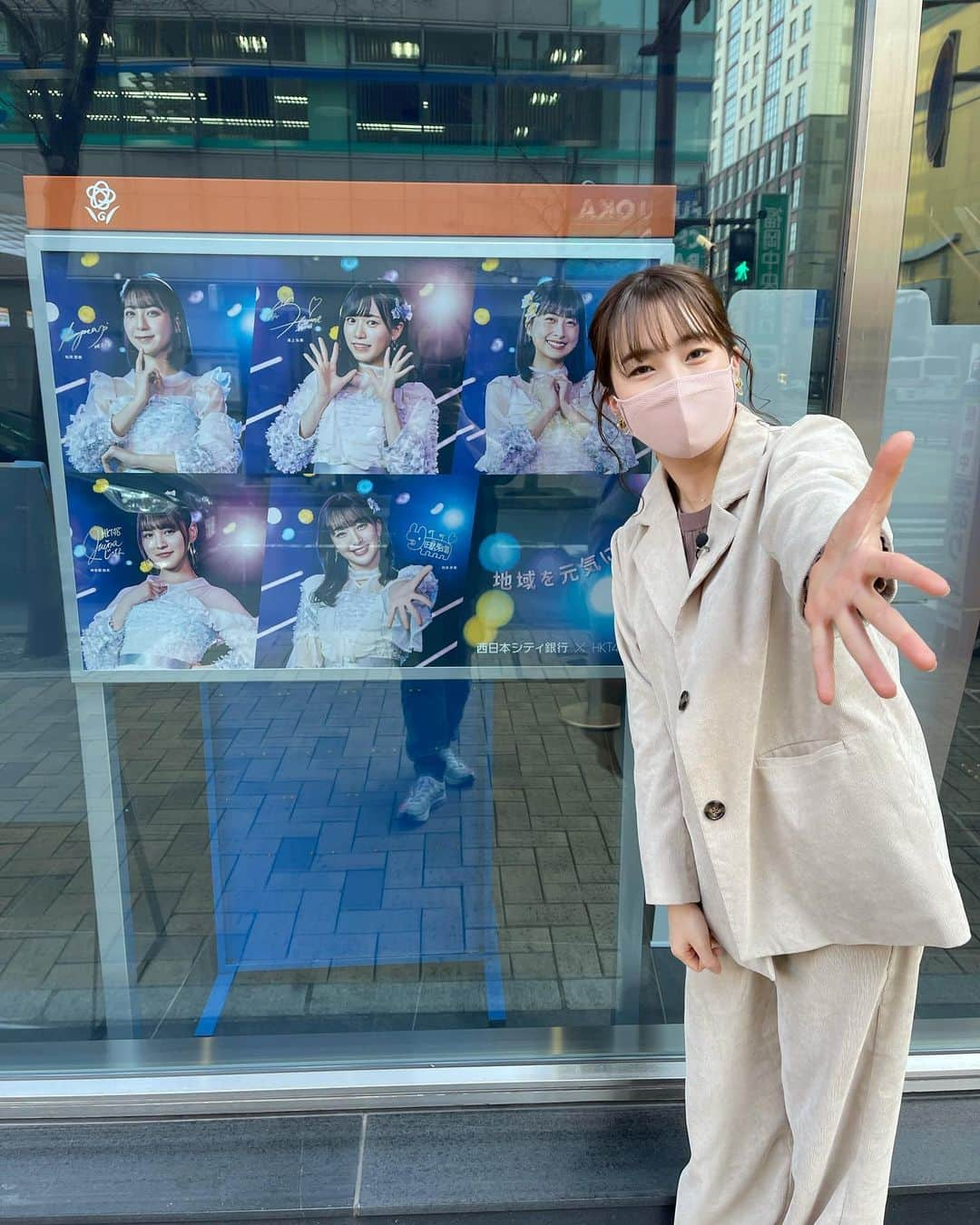 田島芽瑠さんのインスタグラム写真 - (田島芽瑠Instagram)「自分発見でテンション爆あがり🥰  西日本シティ銀行さんのポスター！ すごくない？2月からテレビCMも放映されています！  色んなところ自分発見するから嬉し恥ずかしニヤニヤです🥳🥳 是非お近くの西日本シティ銀行へ見つけに行ってみてください！  #西日本シティ銀行 #西日本 #hkt48 #銀行」2月22日 20時21分 - meru_chan_official