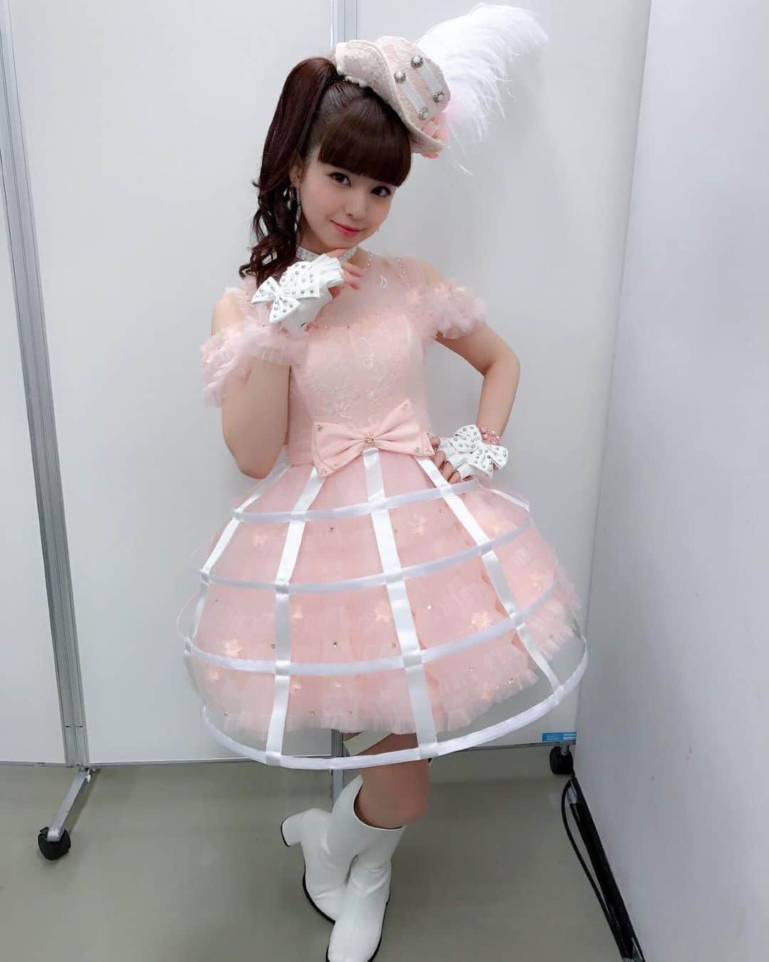 春奈るなのインスタグラム：「夏の祭典 アニサマ一挙観放送☺️🌻🐠🌴 Animelo Summer Live 2017 -THE CARD- ～DAY3～ 2/26(金) 19:00から放送スタートです🎉 るな氏は「ステラブリーズ」「アイヲウタエ〜君色シグナル」を歌います☺️💜💜 是非ご覧くださーい！  #anisama   https://live.nicovideo.jp/watch/lv329065854」