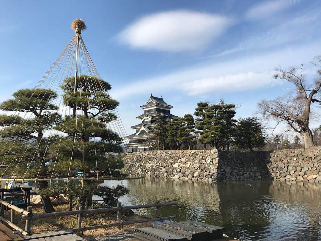 藤井美菜さんのインスタグラム写真 - (藤井美菜Instagram)「. 「神様のカルテ」放送中です。 撮影で少しだけ訪れた長野県の松本、良い所過ぎてまた行きたいです。🤗 일본 드라마” 카메사마노 카르테” 지금 방송중입니다. 촬영때문에 갔던 마츠모토는 너무나 좋은 동네였어요. 또 가고싶다🤗 Japanese drama “Kamisama no karute” is now on air. Matsumoto, I went for shooting was such a great place🤗」2月22日 20時36分 - fujii_mina_0715