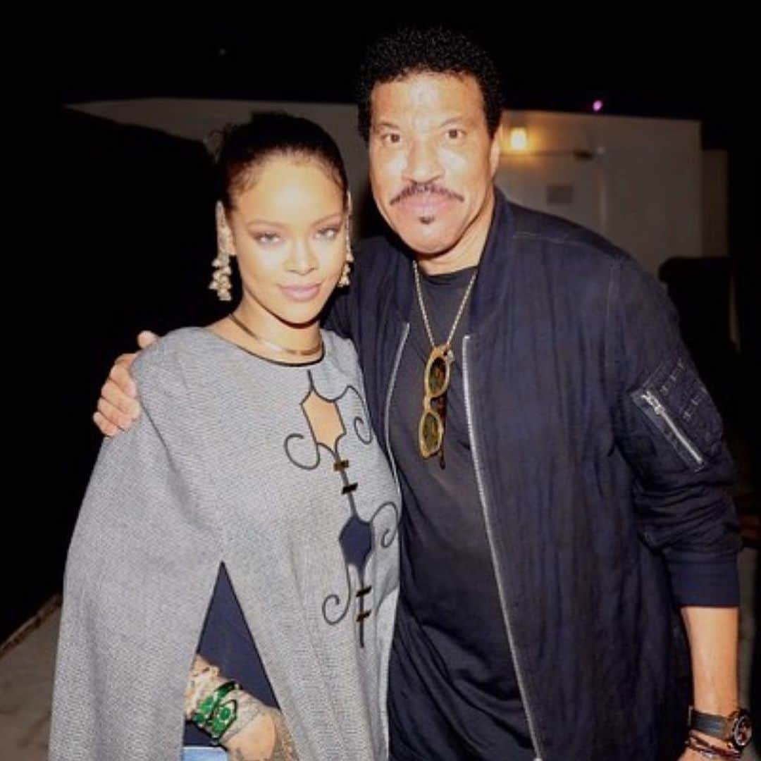 ライオネル・リッチーのインスタグラム：「Every diamond is unique and just like  @badgalriri, @williespenceofficial brought a special shine tonight on #AmericanIdol 💎✨」