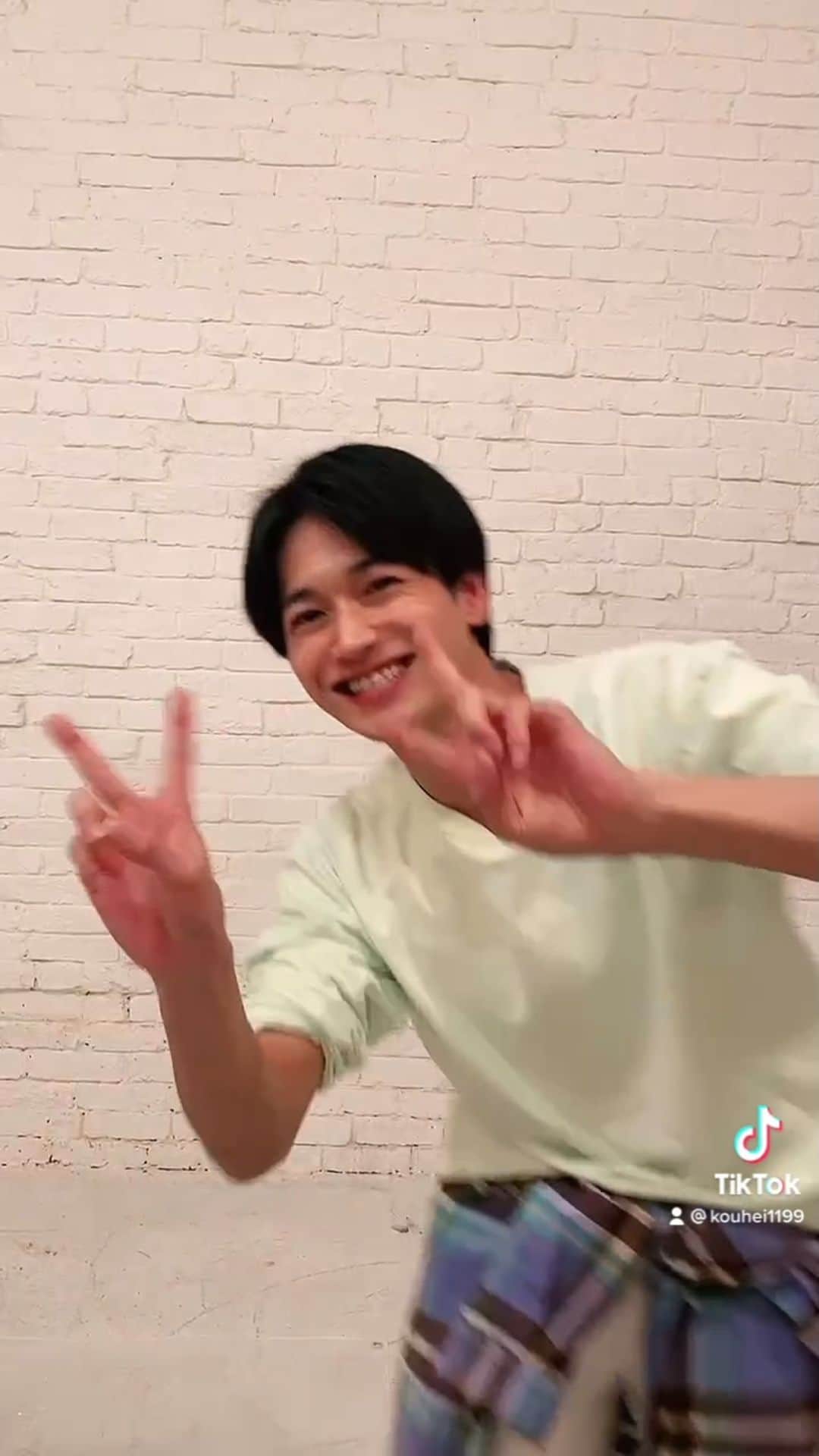 樋口晃平のインスタグラム：「男子メンバーでの動画どんどんあげてくよん☺︎☺︎」