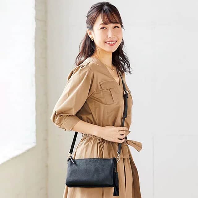 崎本ゆかりのインスタグラム：「🌞 良い天気が続くと それだけで元気になるね！ また明日から寒くなりそう..気をつけましょう😾✨  #お仕事 いつもありがとうございます♪ #catalog#model#spring」