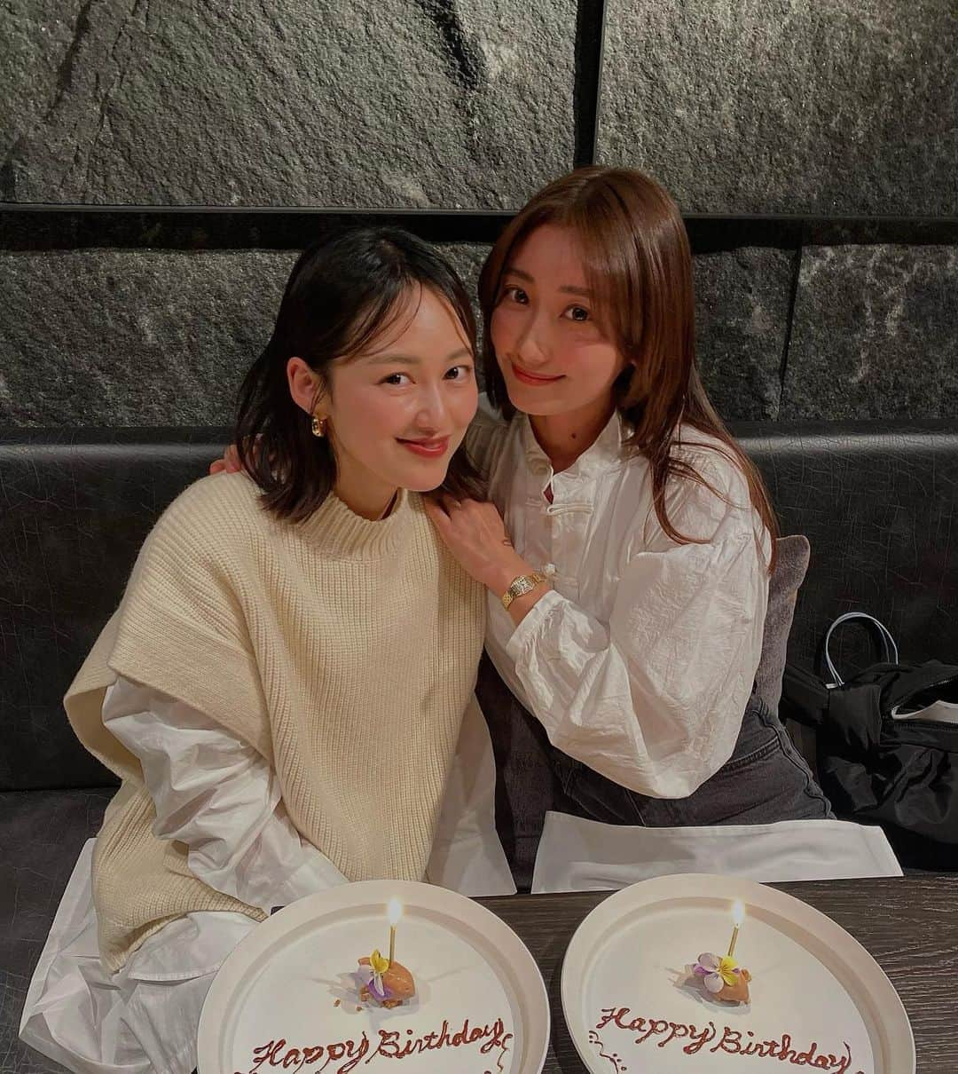 Icumi Oohamaさんのインスタグラム写真 - (Icumi OohamaInstagram)「🍸  毎年恒例の♡ 今年は食べログに保存していた "L'EAU"さんへ  そうそう！ この森のご馳走みたいなプレートが 食べたかったんです！ と、一皿目から冒険心くすぐる🌳  色々とお気遣い頂き 美味しく楽しく過ごさせていただきました  歳を重ねるのが楽しくなってきたなぁ 人生一度きり。楽しまなくちゃね♪」2月22日 12時25分 - icumi___