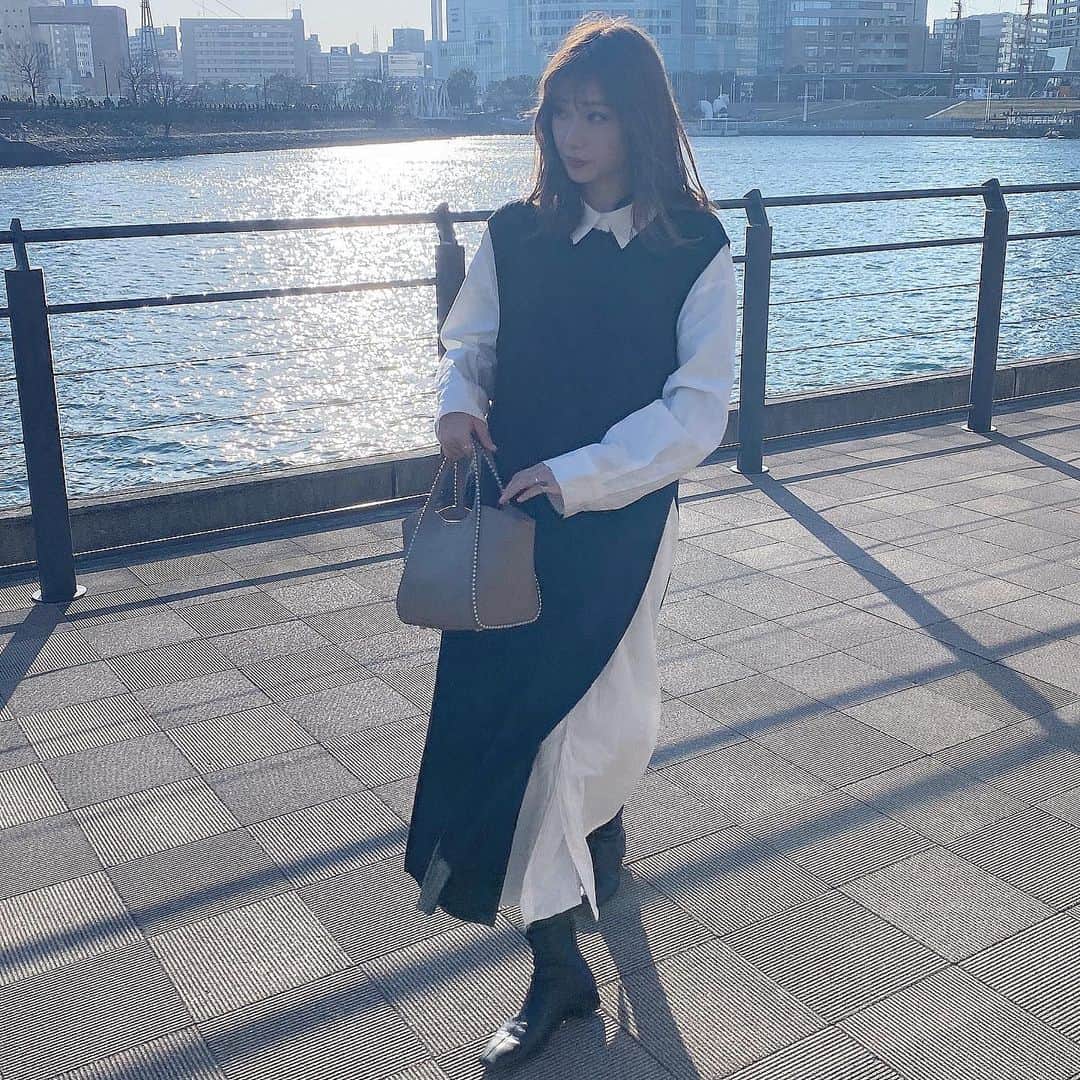 のインスタグラム：「私服👯‍♀️  この日も黒でした😎」