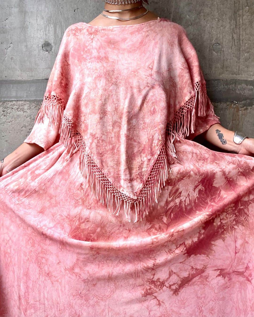 Chief used&vintageのインスタグラム：「“1970s Morrocan Tie dye Dress”  オンラインストアにも掲載しております。」