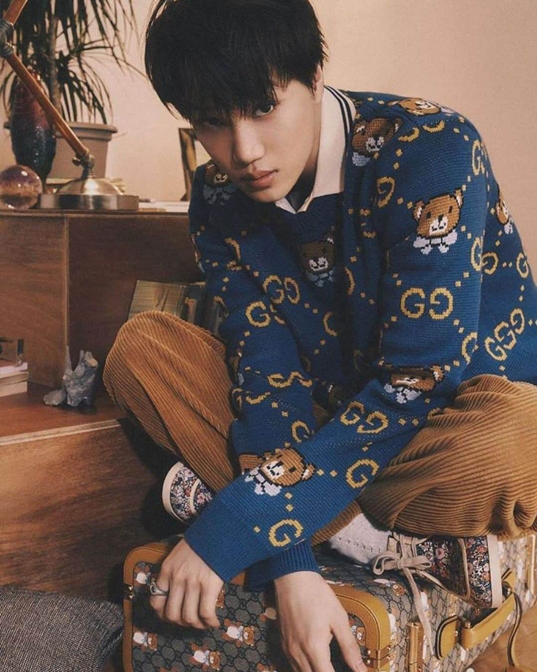 カイさんのインスタグラム写真 - (カイInstagram)「@esquire @gucci #KAIxGUCCI」2月22日 13時17分 - zkdlin