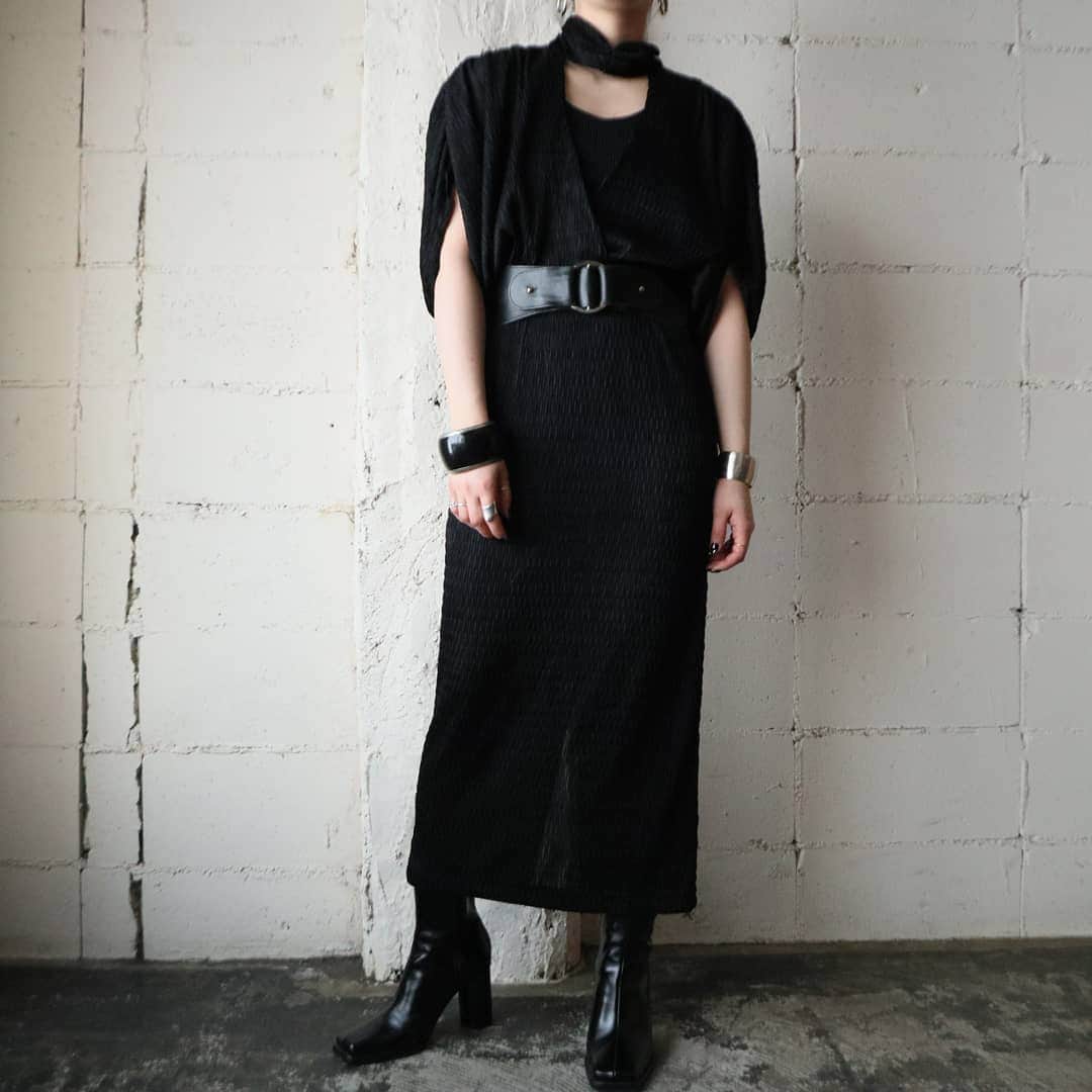吉祥寺 古着屋 Orfeoさんのインスタグラム写真 - (吉祥寺 古着屋 OrfeoInstagram)「. Peekaboo Cachecoeur Pleated Dress  #orfeo #kichijoji #tokyo #vintage #used #fashion #coordinate #outfit . . .  お問い合わせはインスタグラムのプロフィール掲載のメールアドレスにお願いいたします。コメント、DMでのお問い合わせは受け付けておりませんのでご了承ください。 ONLINE SHOPの商品も店頭にてご購入頂けます。気になる商品がございましたらスタッフにお声掛けください。 . 新型コロナウィルス感染症予防対策を徹底して営業しております。 ご来店の際はマスク着用、手指消毒にご協力ください。」2月22日 13時34分 - orfeokichijoji