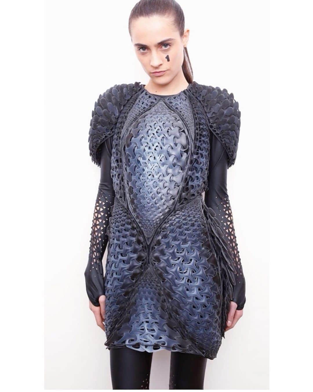 スリーアズフォーのインスタグラム：「Yesterday February 20 was world Pangolin day back in fall winter 2016 we had the honor to collaborate with @fitchwork and @stratasys to create this 3D printed “pangolin dress” to celebrate the beauty of this incredible animal! Tragically, this unique animal remains the world’s most trafficked mammal. The demand for pangolins is mostly from China and Vietnam, where #pangolin scales are used in traditional medicine and pangolin flesh is considered an expensive and exclusive delicacy. In Vietnam and China, pangolins are illegally offered at restaurants catering to wealthy patrons who want to eat rare and endangered wildlife. There is no evidence to support claims regarding any medicinal properties of pangolin scales or any other part of the pangolin. It’s certainly worth noting that Chinese researchers have established that Pangolin carry viruses that are closely related to nCOV-2019, as in the Covid-19 virus, yet another example of how exploiting endangered wildlife for illegal gain is a terrible idea. Organizations like @tikkihywoodfoundation and @savingvietnamswildlife have been instrumental in rescuing pangolins for this cruel trade. @natgeo @conservation endangeredspecies @pangolinssg @eiaenvironment backstage picture from Fall winter 2016 show #pangoiln #pangolinlove #pangolindress #3d #3dprinting #3ddress #threeasfour #3dprinteddress」