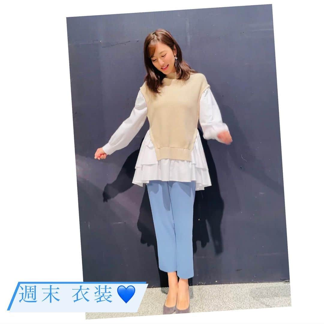 小澤陽子さんのインスタグラム写真 - (小澤陽子Instagram)「𝚊𝚝 𝚠𝚘𝚛𝚔☻  週末お借りした衣装たち👗💙  袖や裾、背面など、、 ディテールが可愛い物が多かったです🥺✨  #衣装 #アナウンサー衣装  #週末 #フジテレビ #土曜25時15分から #馬好王国 #日曜11時58 分から#BSフジニュース #日曜15時から　#BSスーパーKEIBA #競馬キャスター #アナウンサー #衣装 #コーディネート #アナウンサーコーデ #ヘアスタイル #ポニーテール #ハーフアップ #コーデ #本日の髪型と衣装🌸」2月22日 14時09分 - yoko.ozawa729