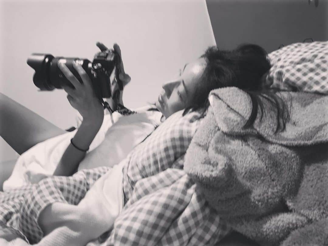 ソニア・スイさんのインスタグラム写真 - (ソニア・スイInstagram)「嚕喜小姐攝影集😀 主題：愛睡覺的娘  #2020 #模特兒 #隋棠 #攝影師 #嚕喜小姐  #零修圖」2月22日 15時18分 - suitangtang