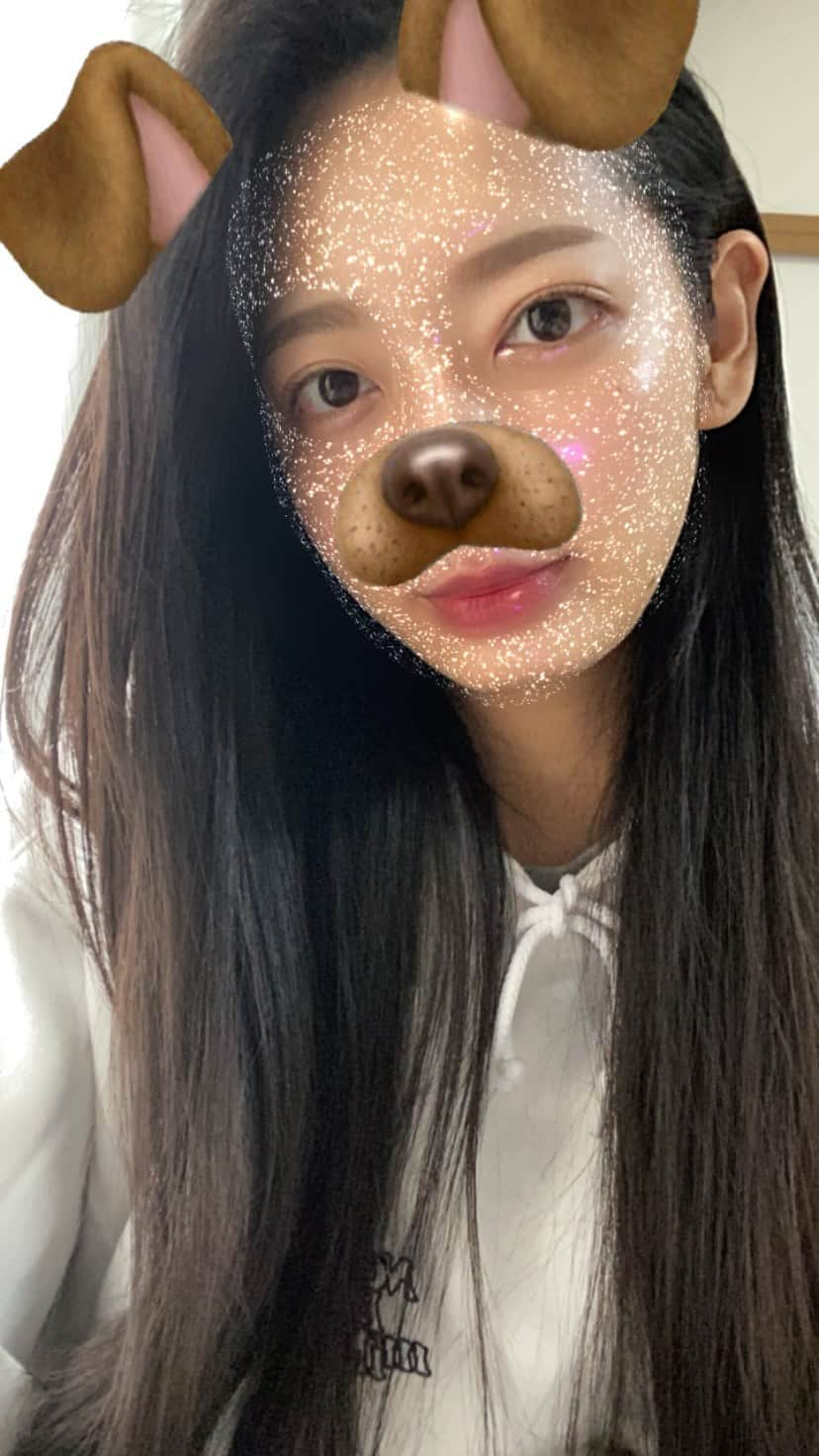 藤井美希のインスタグラム：「音楽いっぱい選べてすごい。多分使い方ちがう。 ３年前スナチャでこのスタンプめっちゃ流行っとったよね。」