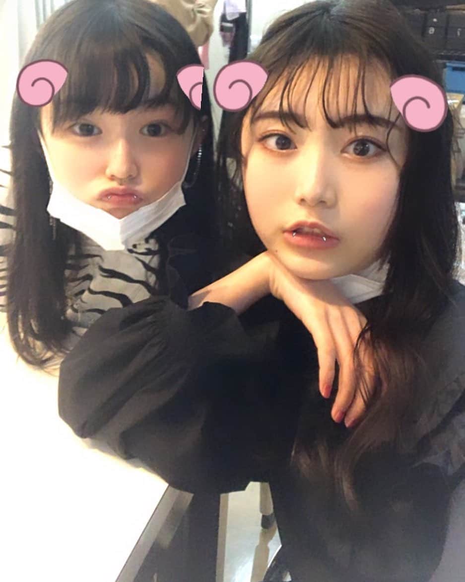 ニコ☆プチのインスタグラム：「🌸🌸 4月号よろしくお願いします❕ ひつじより🐏🐏  #近藤藍月 #森﨑美月」