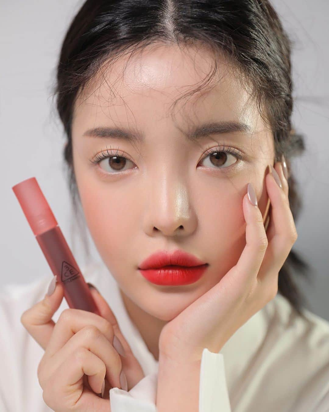 Official STYLENANDAさんのインスタグラム写真 - (Official STYLENANDAInstagram)「3CE BLUR WATER TINT❣️#3ce」2月22日 17時05分 - houseof3ce