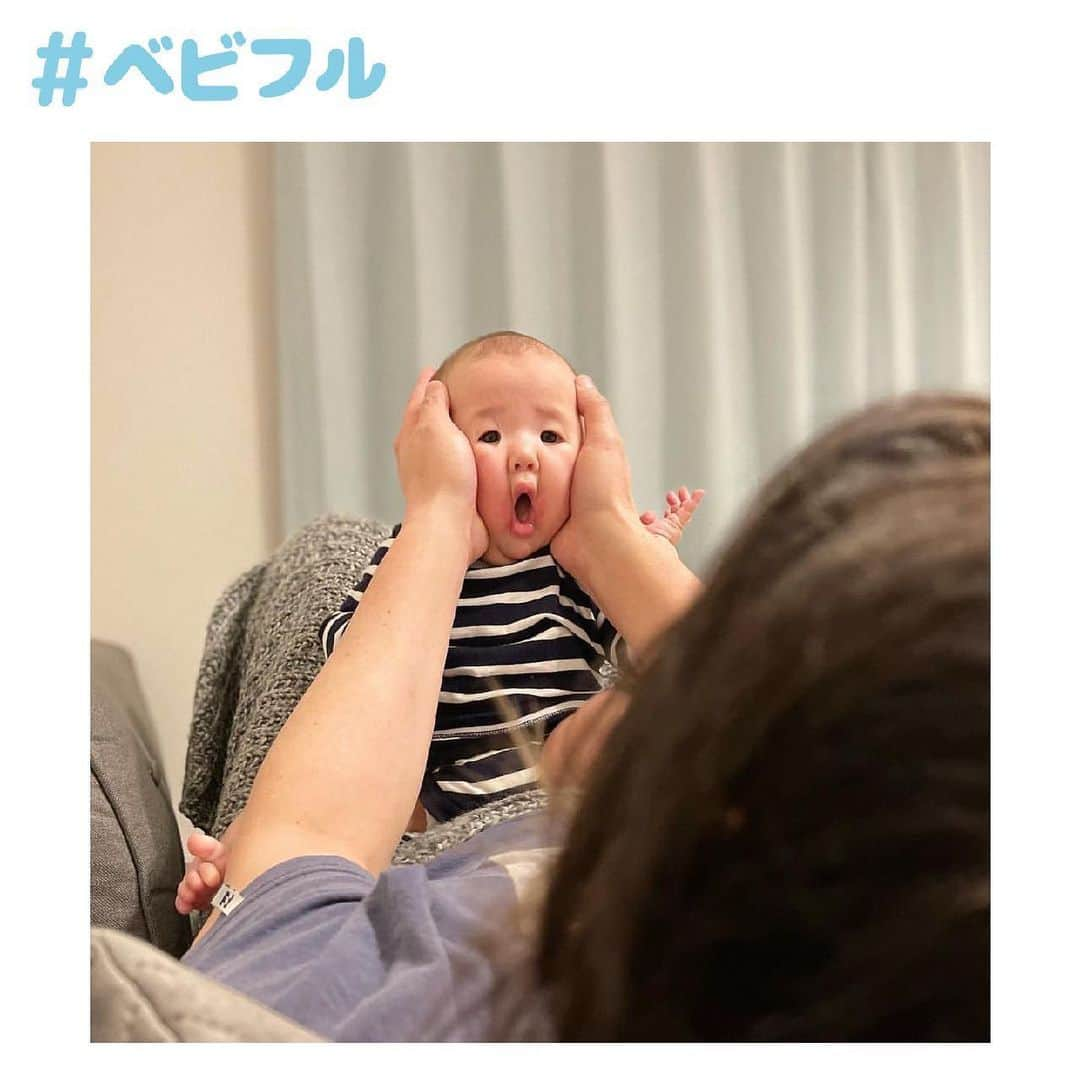 Babyful Storeさんのインスタグラム写真 - (Babyful StoreInstagram)「むぎゅ😶💓﻿     #生後5ヶ月﻿ ﻿ いつもベビフルを﻿ ありがとうございます👶🏻❄️﻿ ﻿ 本日のピックアップムービー📽は…﻿ @minmi0905 さん✨﻿ ﻿ お腹の上にちょこんと座る娘ちゃん🥺﻿ ﻿ 両手に収まっちゃうサイズ感に、﻿ むぎゅっともちもちなほっぺがたまらない💭💓﻿ ﻿ あまりの愛おしさに、ついついむぎゅっと﻿ してしまいたくなってしまう気持ち、﻿ とってもわかります😂💭﻿ ﻿ このたびは素敵なご投稿をありがとうございました🌼🌼﻿ ﻿ 寒い日が続きますが、﻿ 皆さまお体にお気をつけてお過ごしください🏡💭﻿ ﻿ 今後ともベビフルを﻿ どうぞよろしくお願いいたします👶🏻💓﻿ ﻿ #ベビフル #親バカ部 #癒し #育児日記 #親ばか部 #子育て #赤ちゃんのいる生活 #子育てぐらむ #子育てグラム #baby #babies #幸せな時間  #ほっこり #ママの宝物 #愛おしい日々の記録 #癒し動画」2月22日 17時07分 - babyful_official