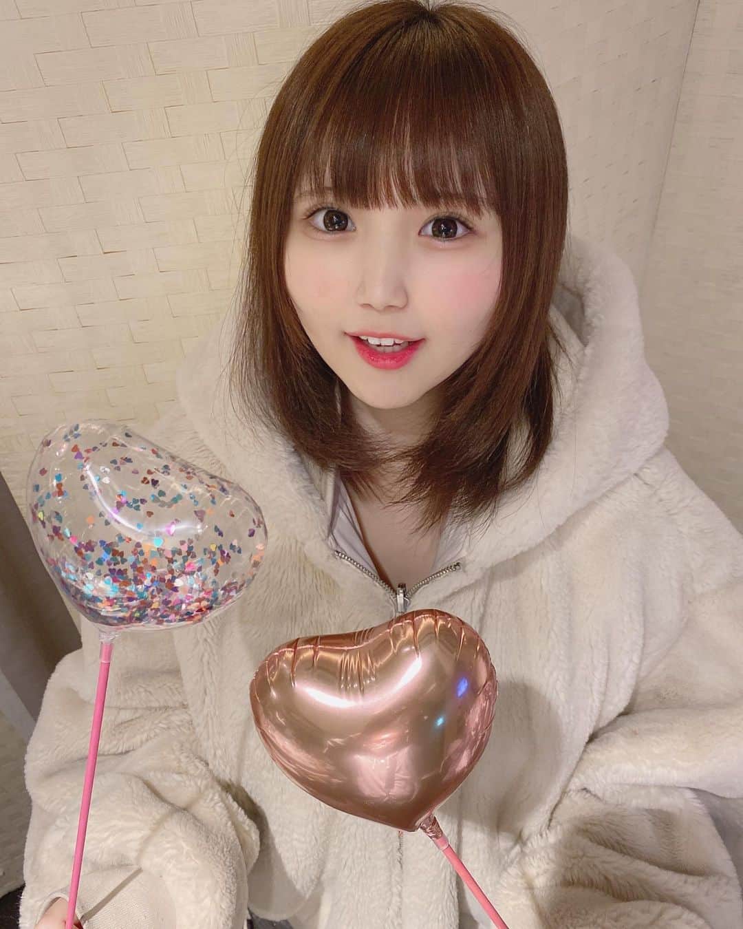 星川優夢さんのインスタグラム写真 - (星川優夢Instagram)「はーとってかわいい、りぼんよりはーとがかわいい、らぶう、だもんね、☺️😚💖 . . . . . #japaneseidol #idol #makeup #アイドル #ハート #女子高生 #ナチュラルメイク #メイクアップ #ヘアスタイル #フォローミー #いいねください」2月22日 17時10分 - 322choko